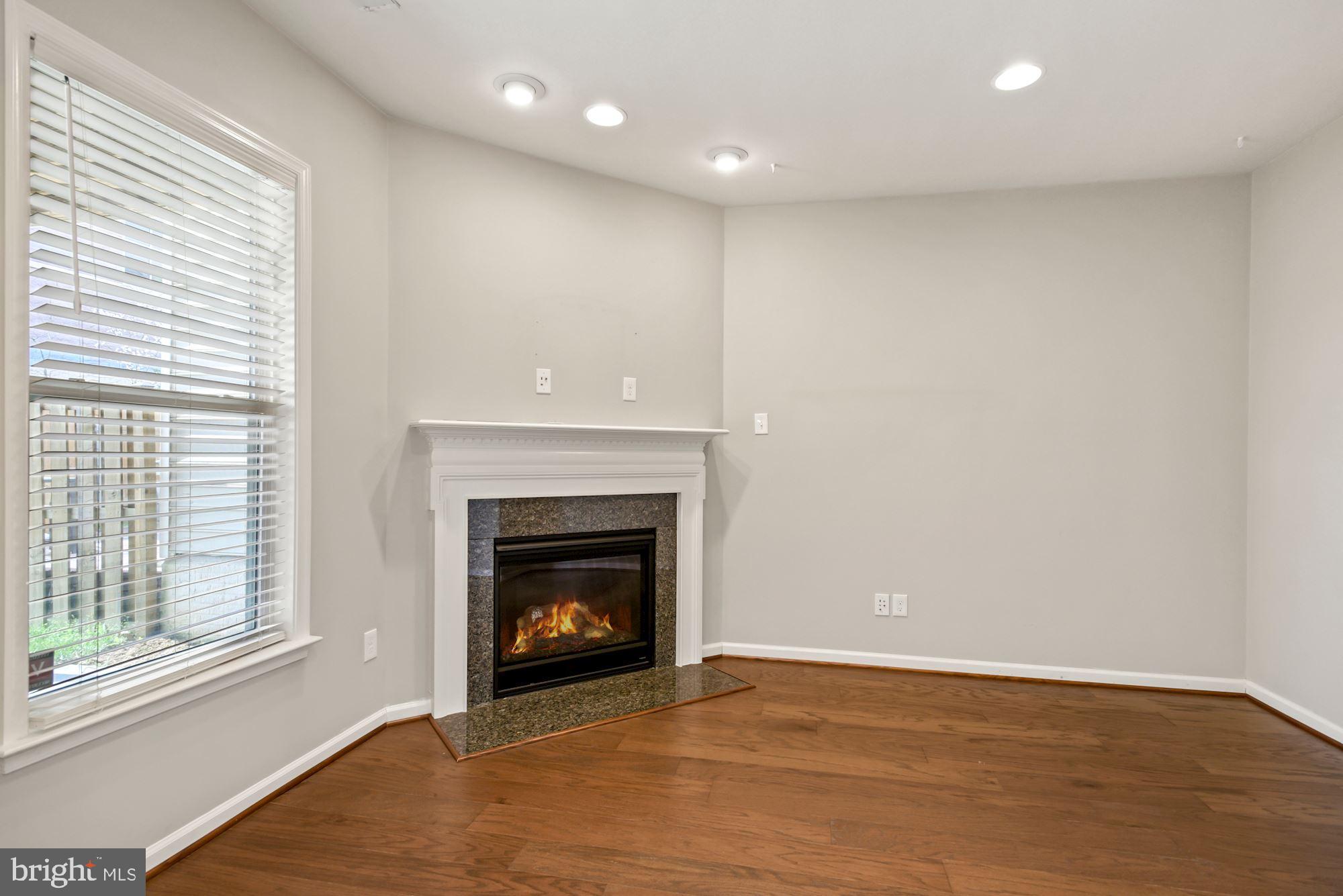 45025 GRADUATE TERRACE