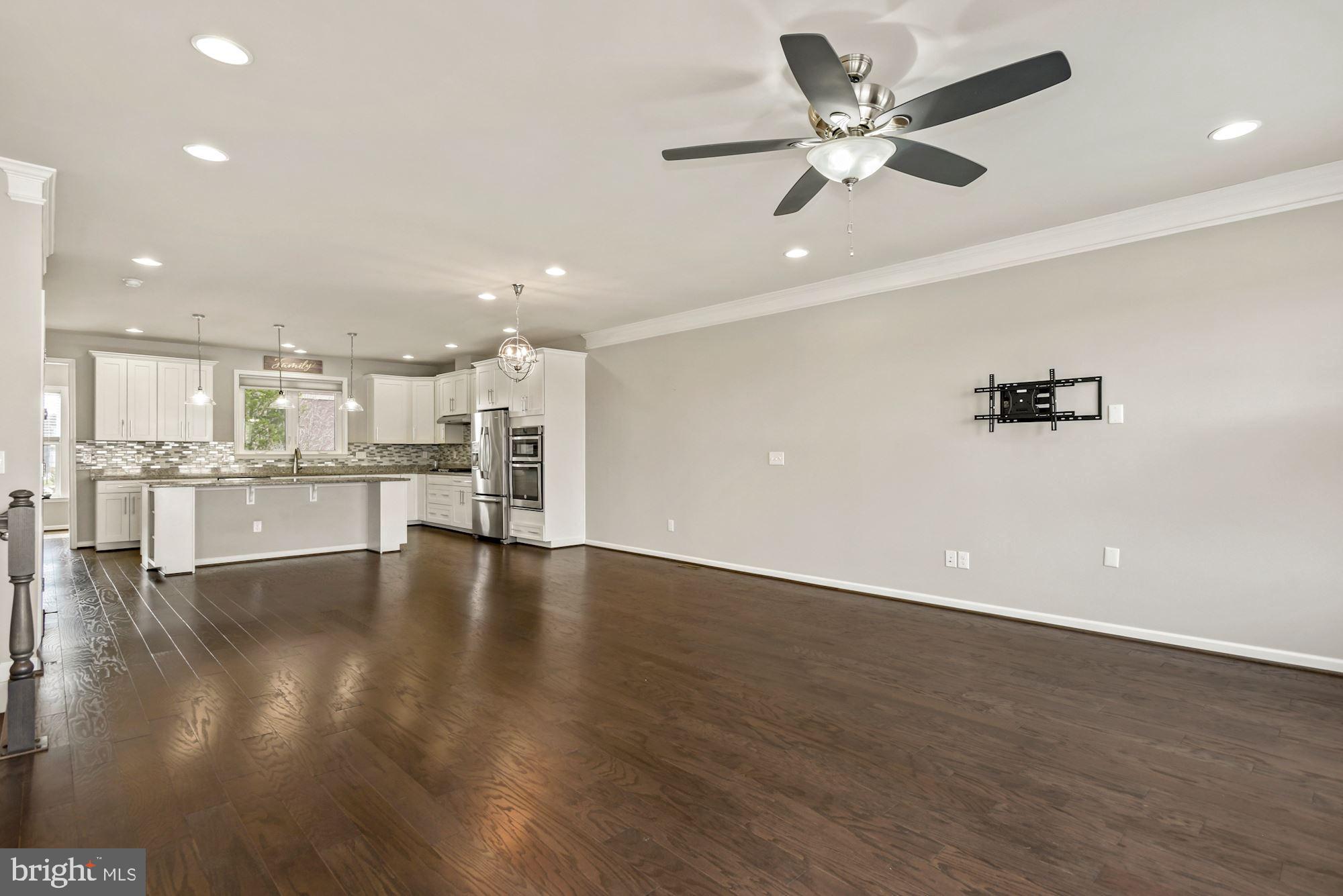 45025 GRADUATE TERRACE