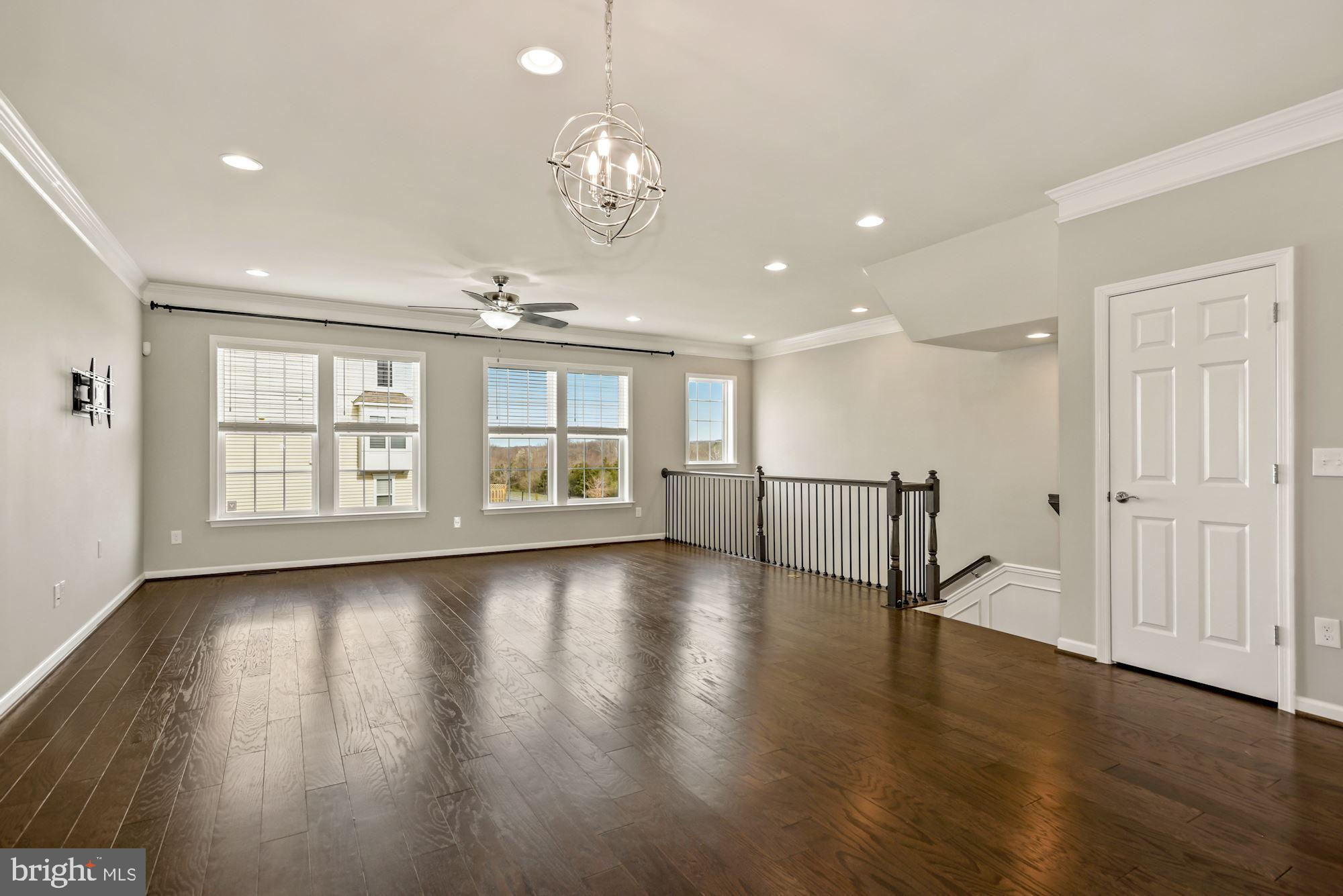 45025 GRADUATE TERRACE