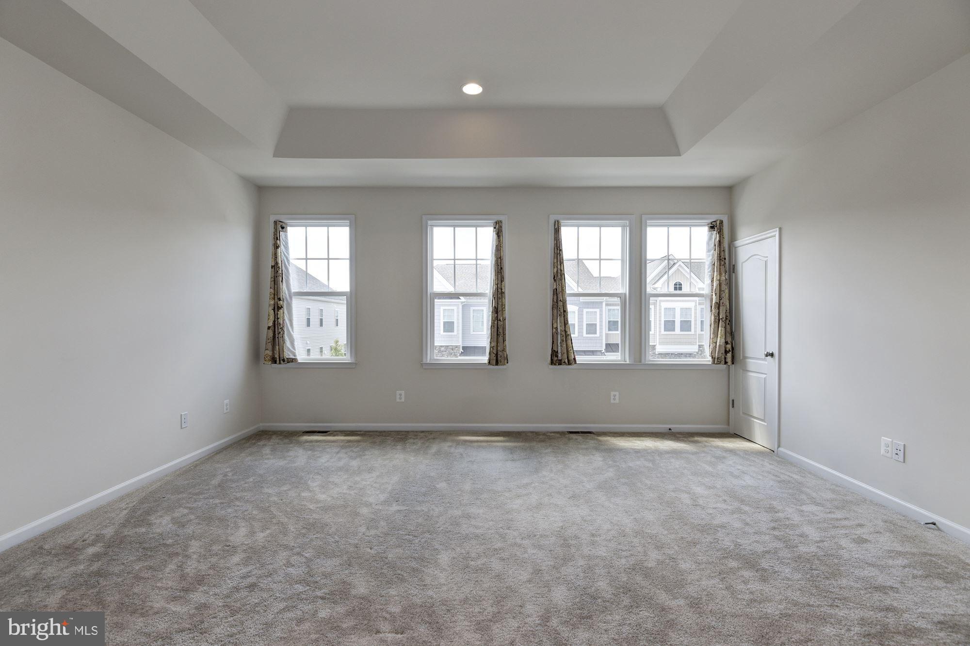 42524 BENFOLD SQUARE