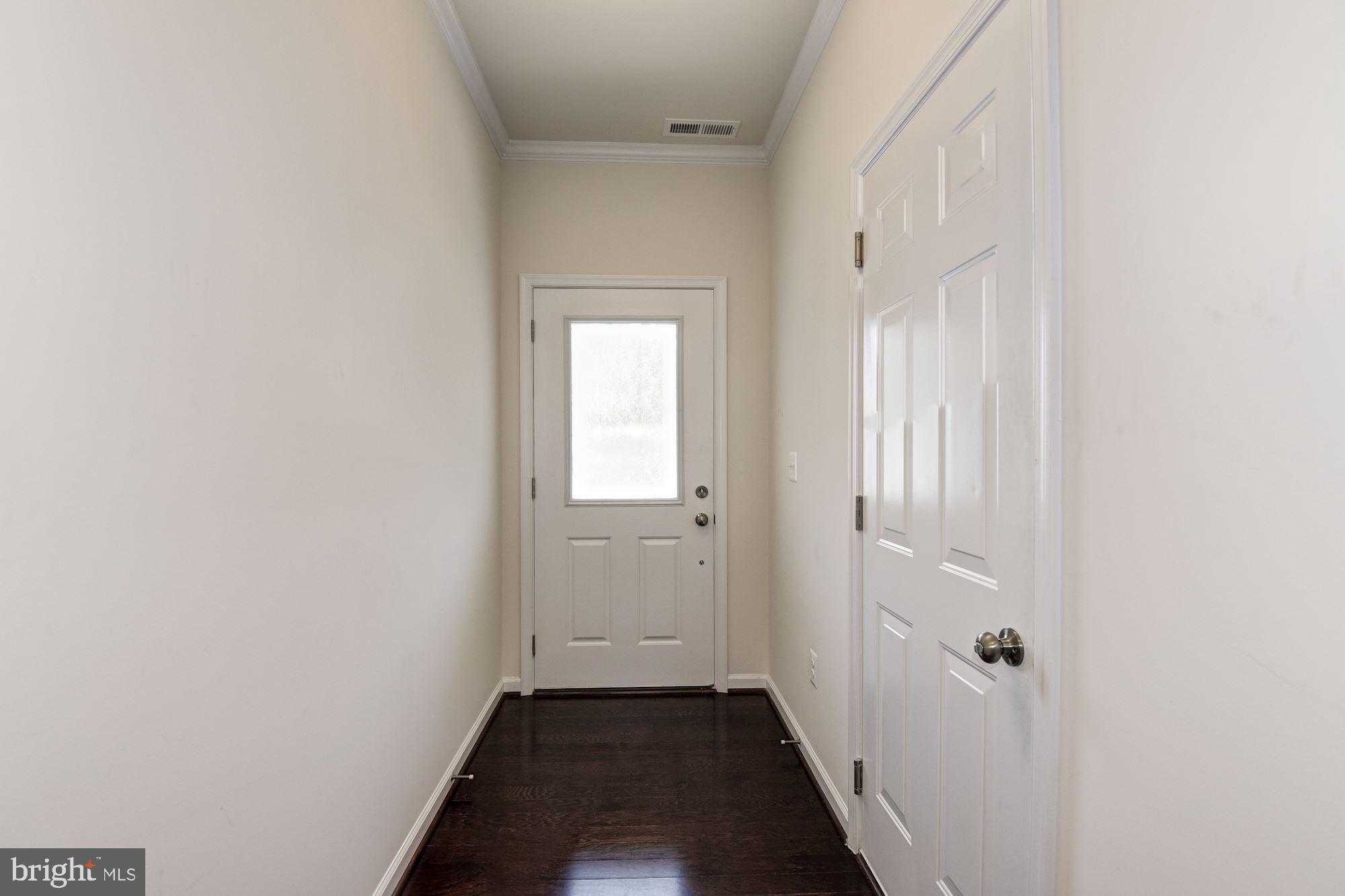 42524 BENFOLD SQUARE