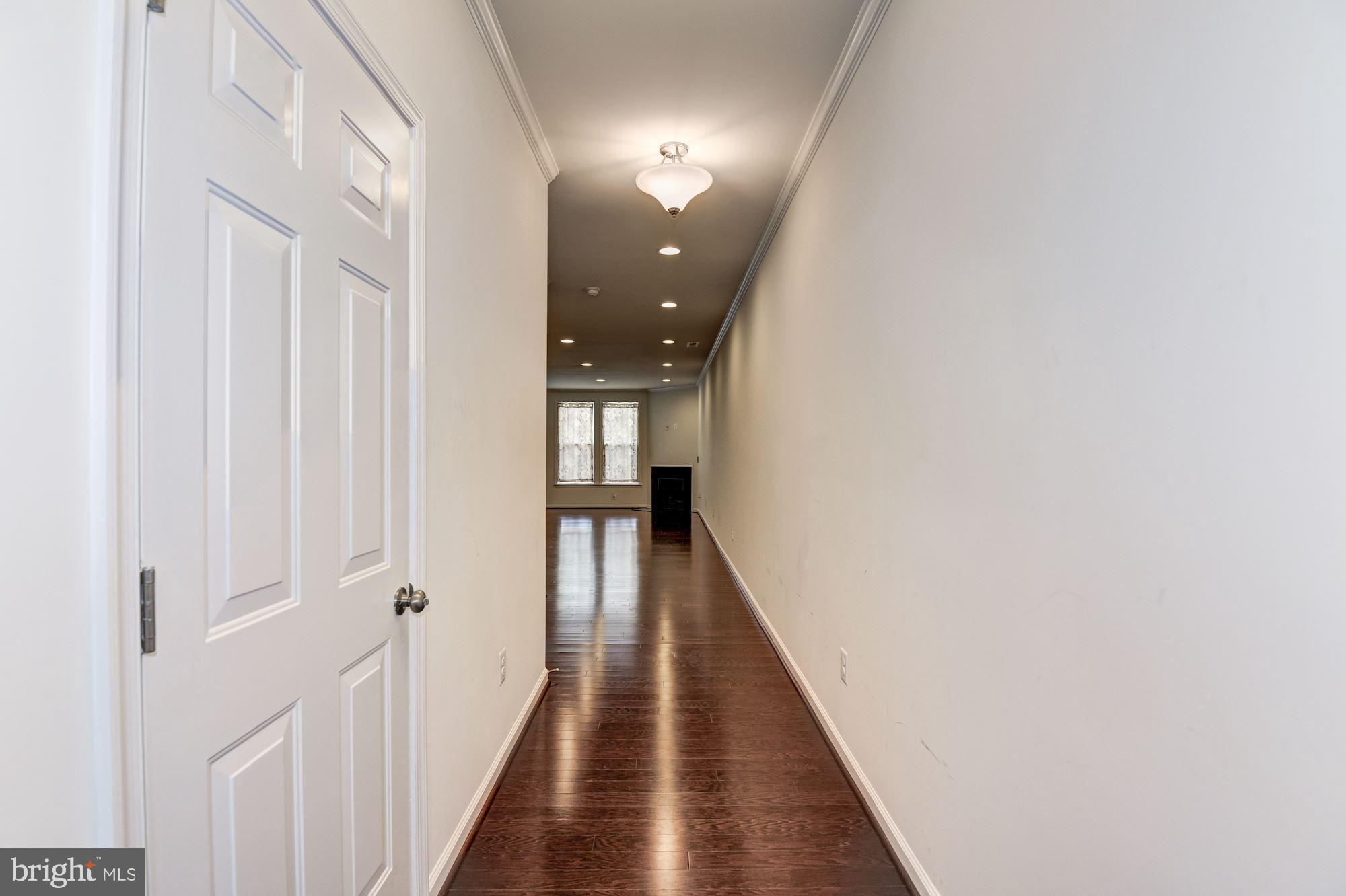 42524 BENFOLD SQUARE