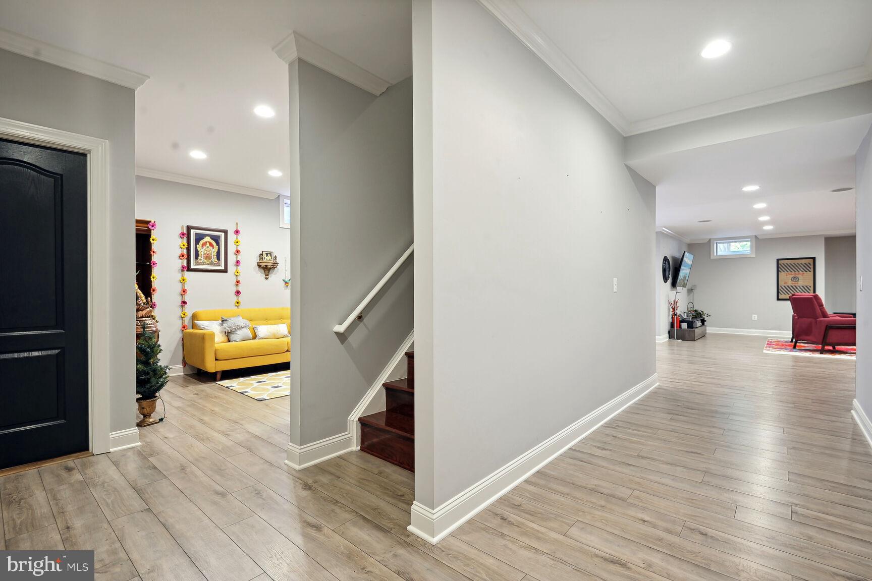 5350 WALKERTON COURT