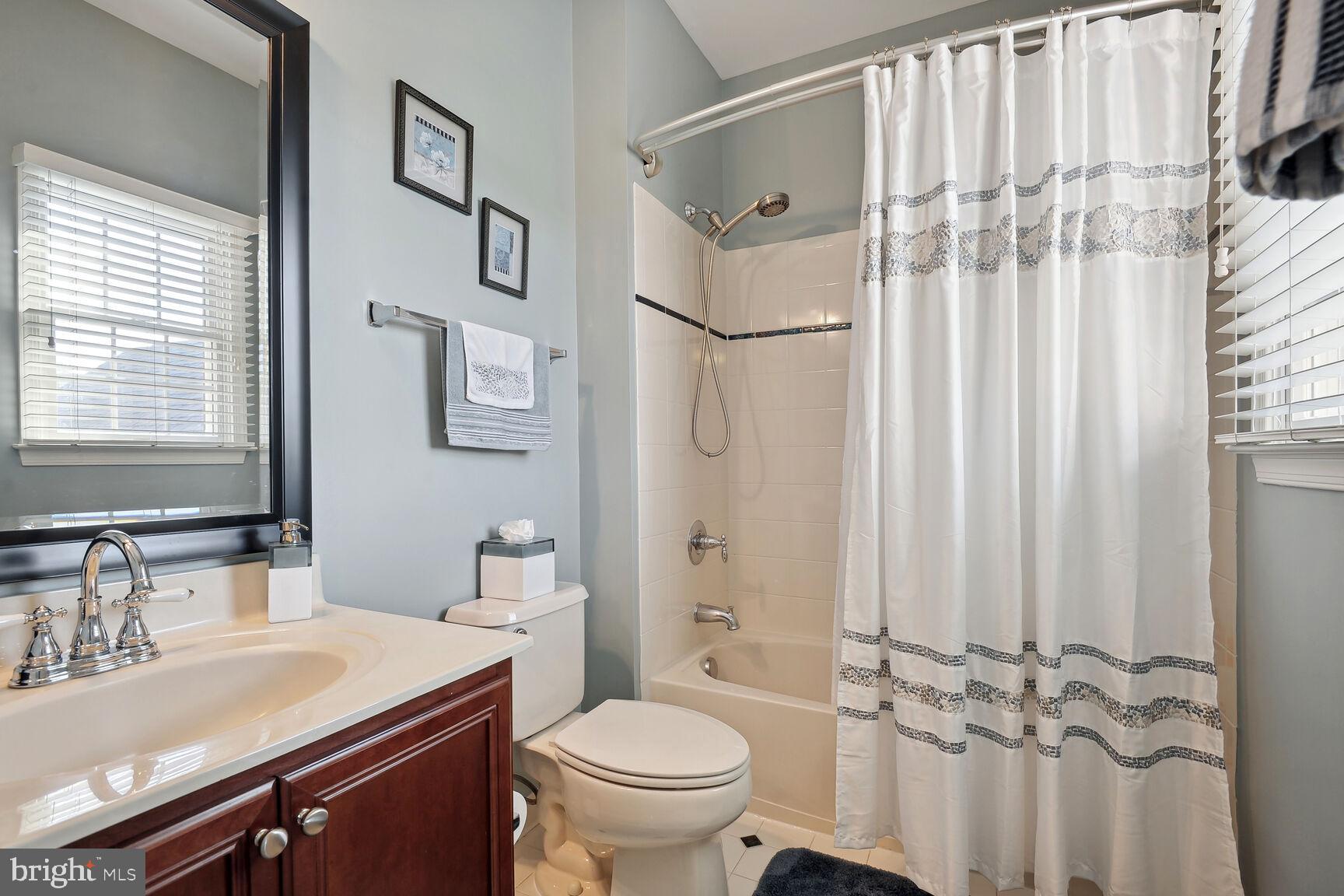 5350 WALKERTON COURT