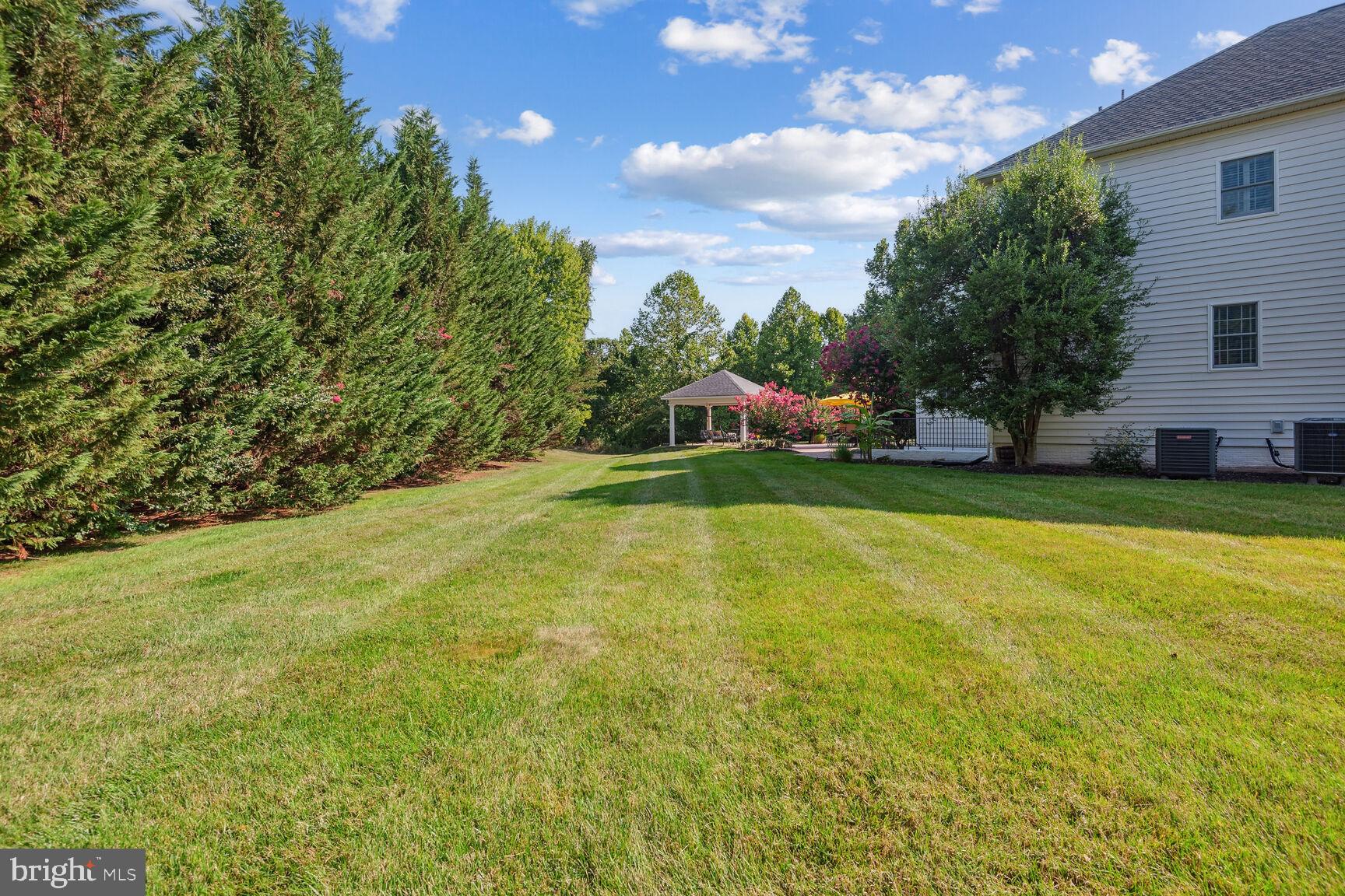 5350 WALKERTON COURT