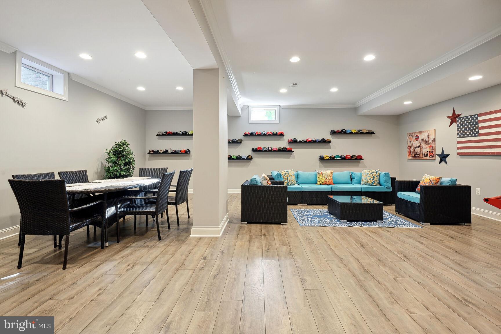 5350 WALKERTON COURT