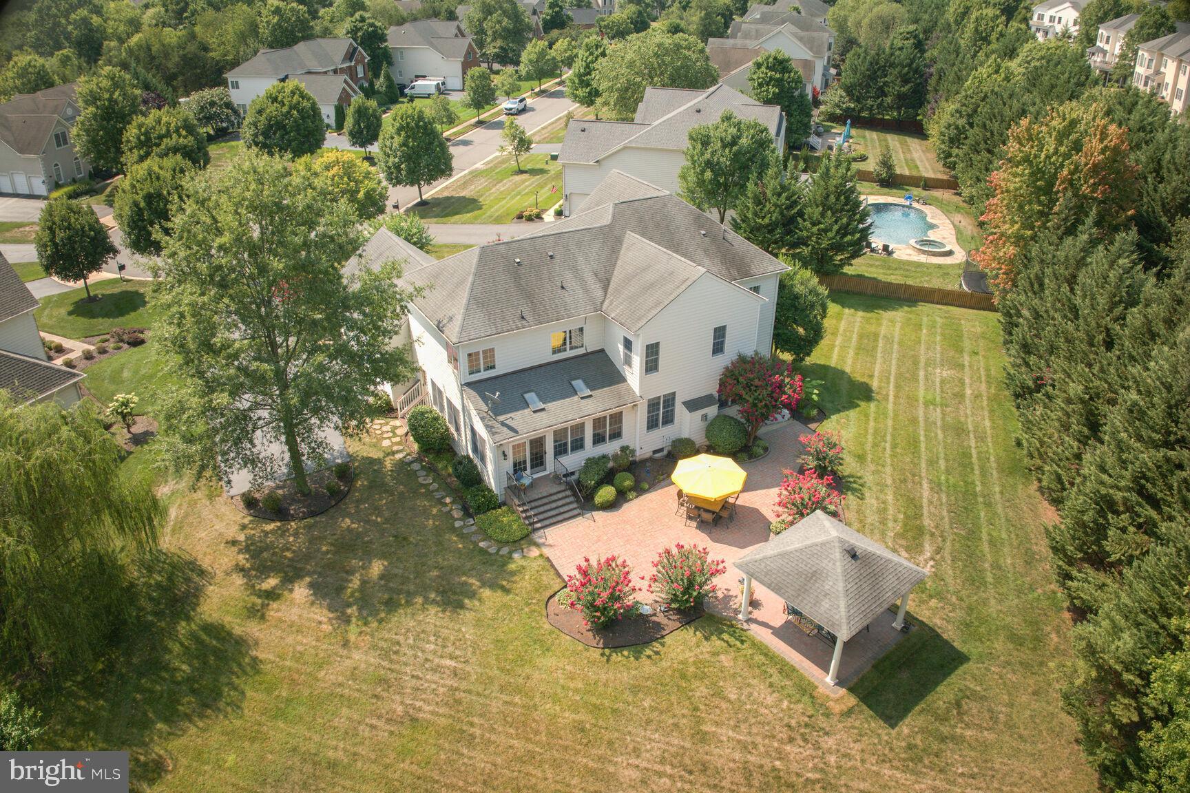 5350 WALKERTON COURT