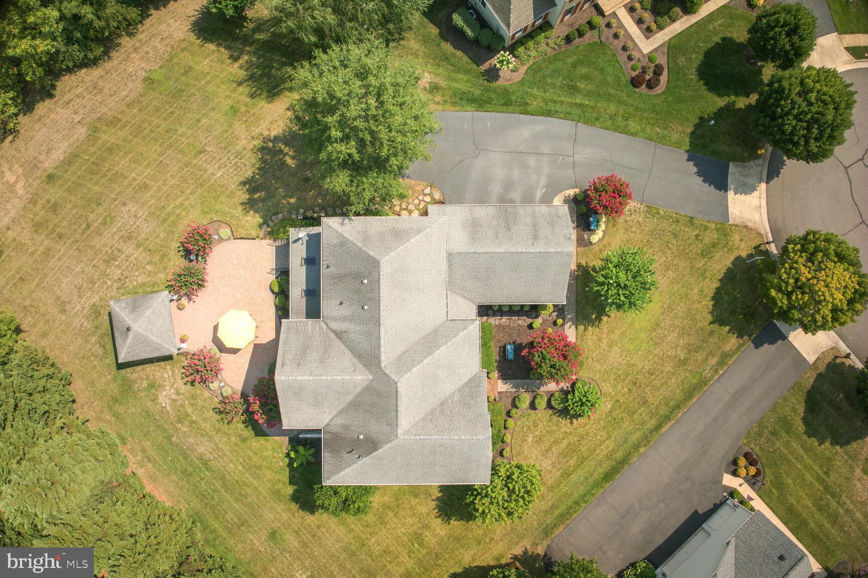 5350 WALKERTON COURT