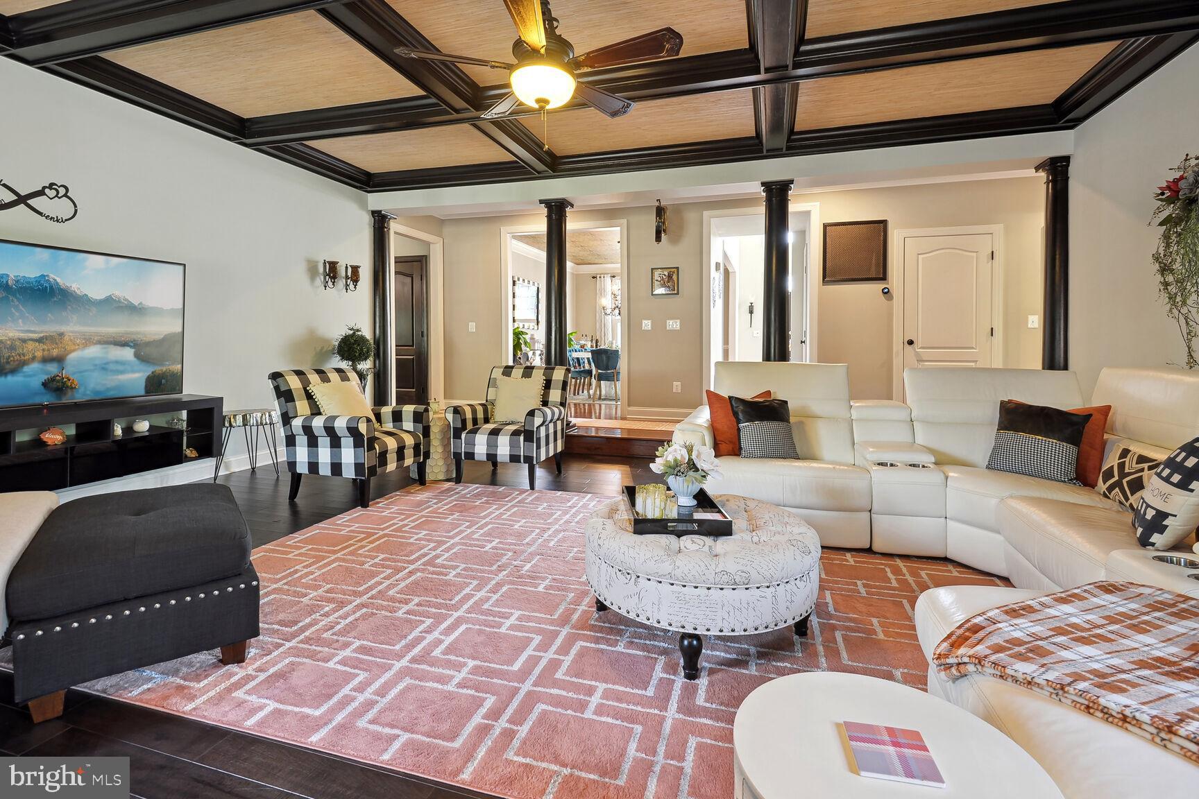 5350 WALKERTON COURT