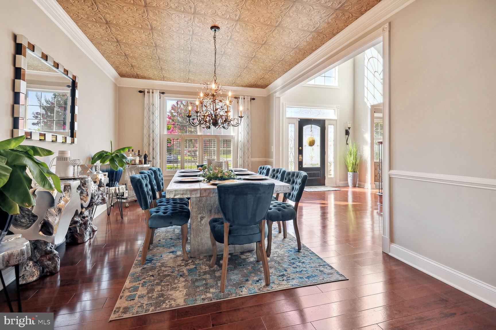 5350 WALKERTON COURT