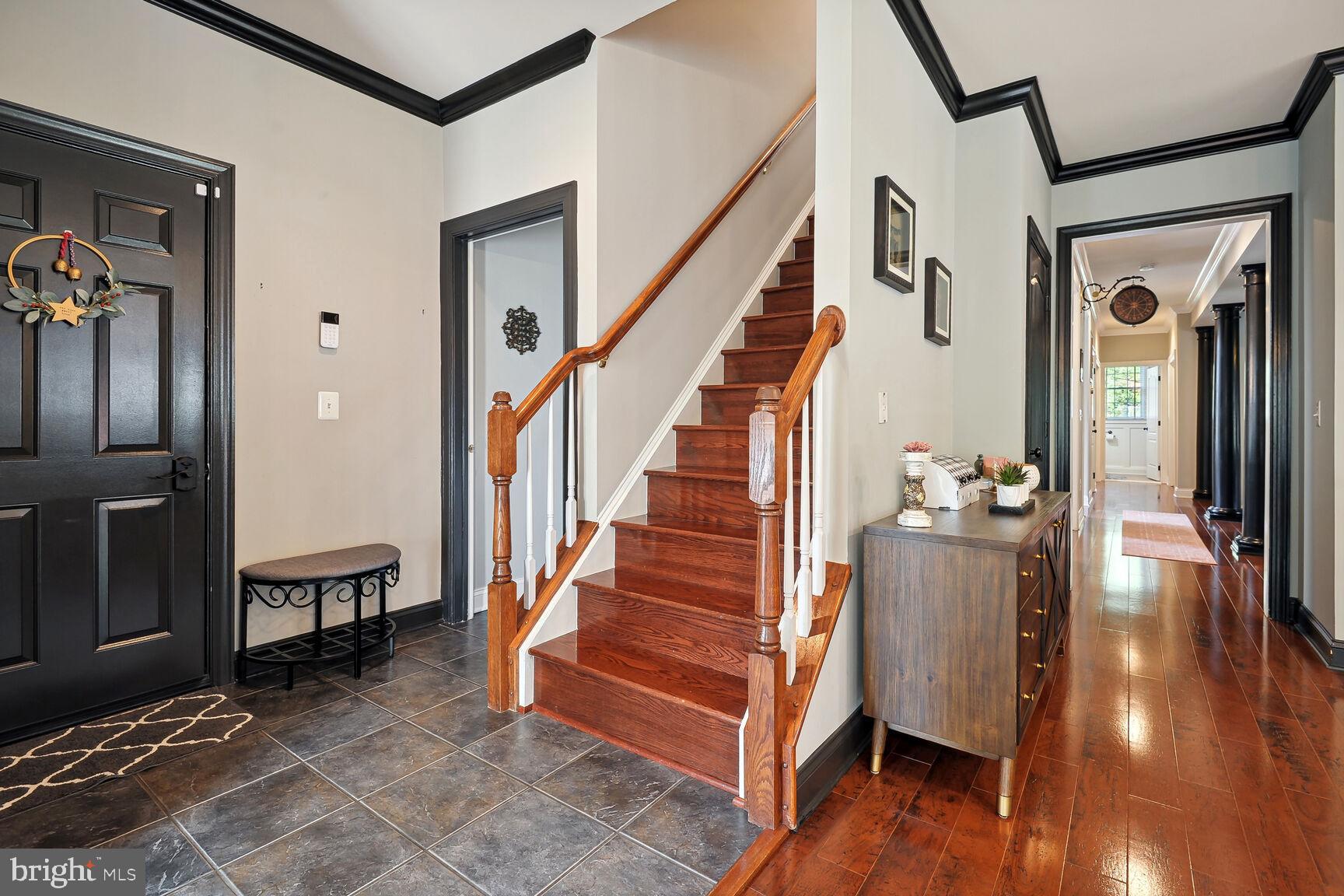 5350 WALKERTON COURT