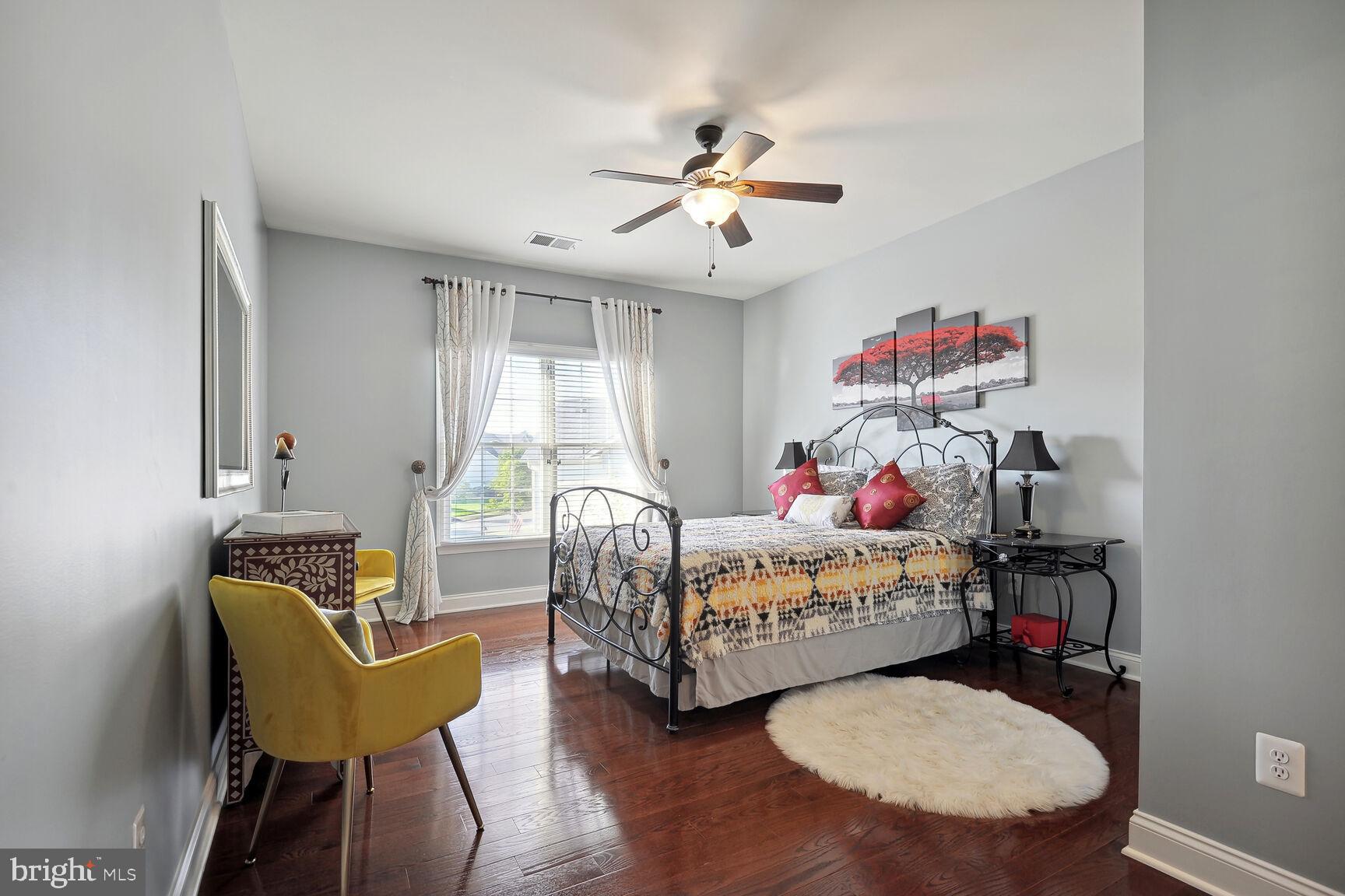 5350 WALKERTON COURT