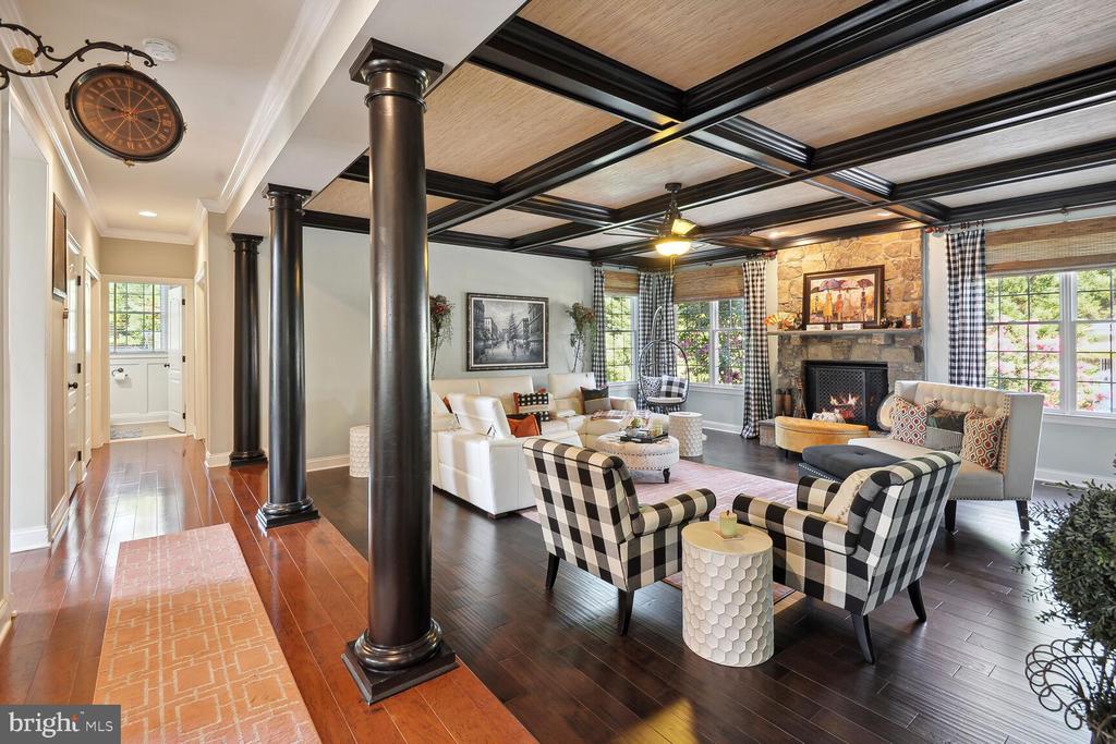 5350 WALKERTON COURT