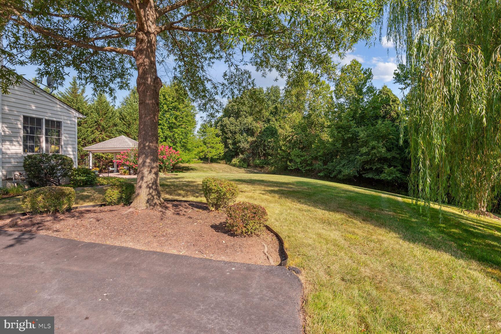 5350 WALKERTON COURT