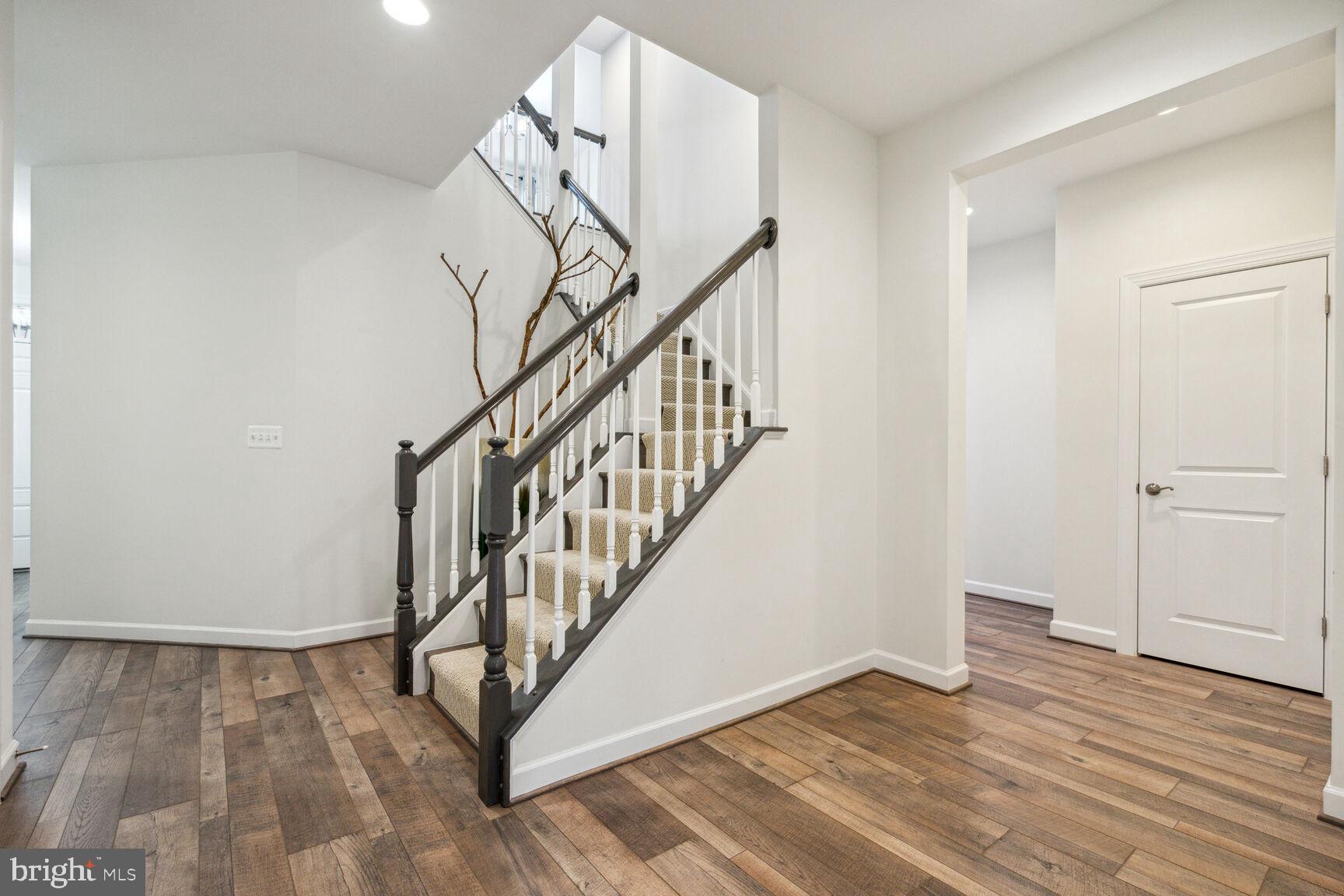 7937 TURTLE CREEK CIRCLE