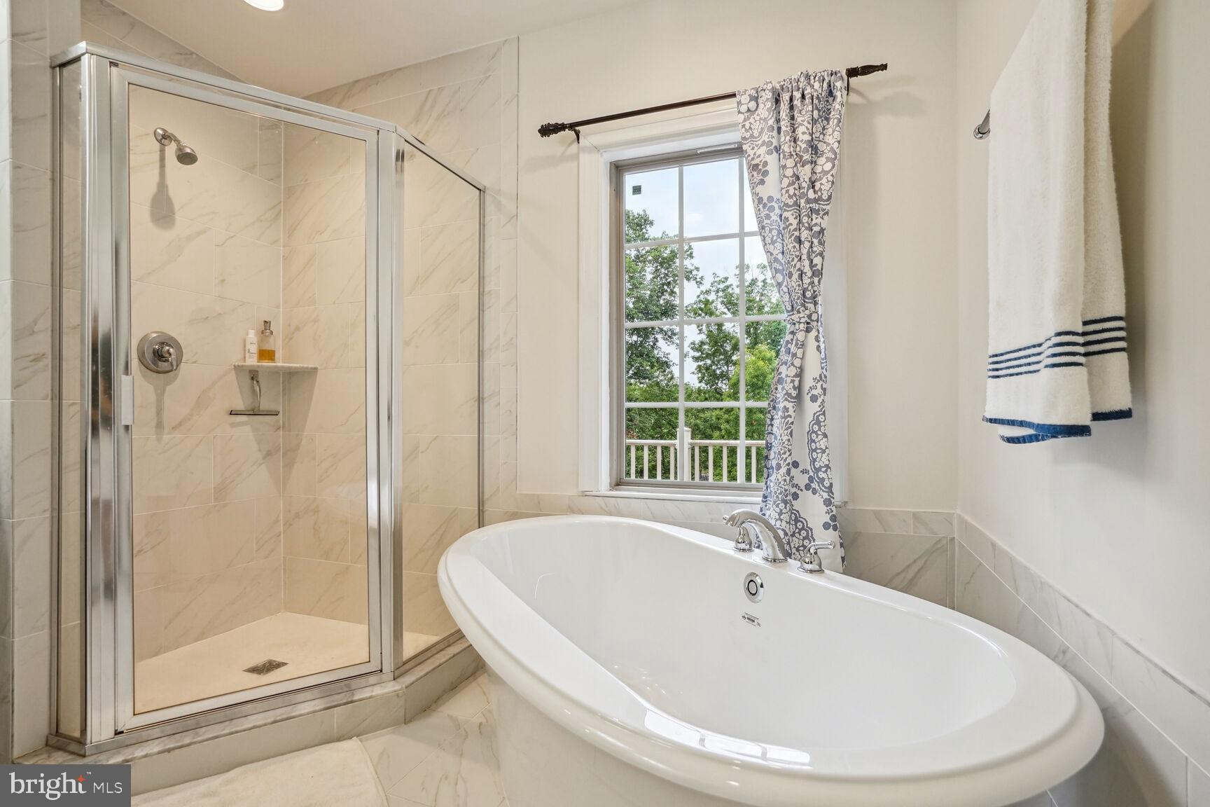7937 TURTLE CREEK CIRCLE