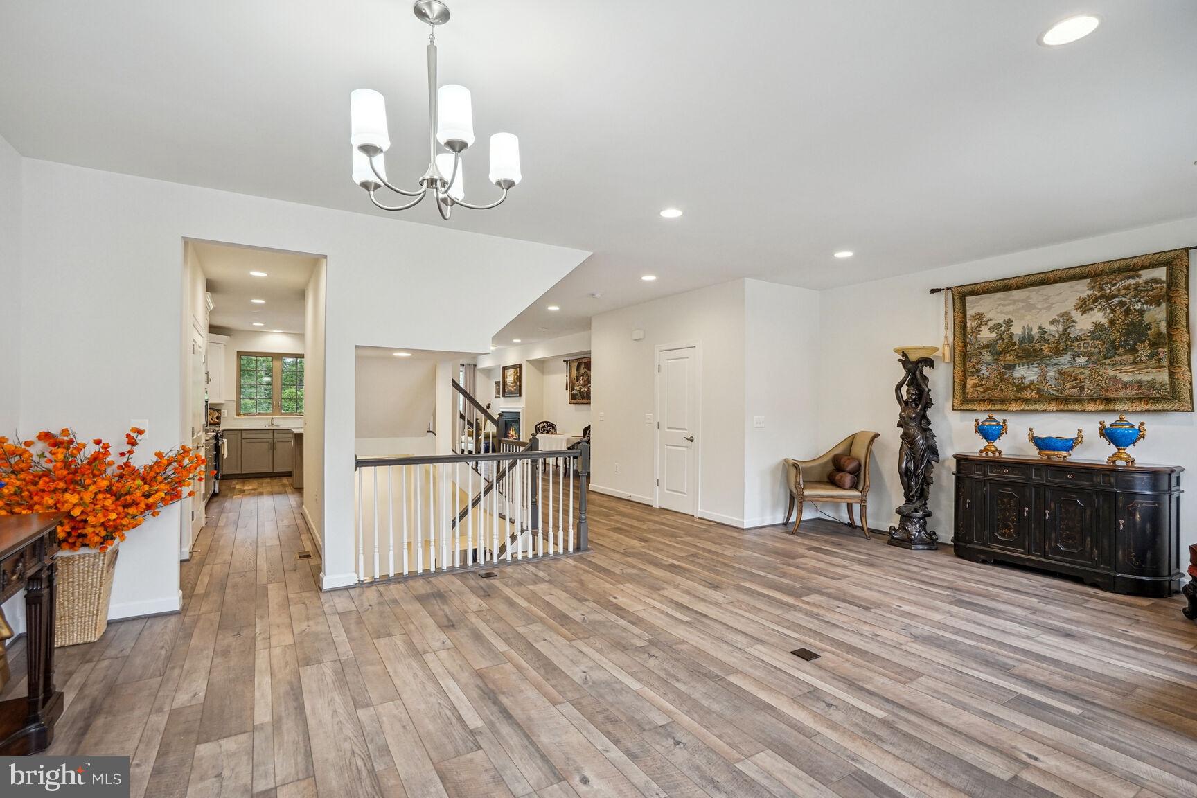 7937 TURTLE CREEK CIRCLE