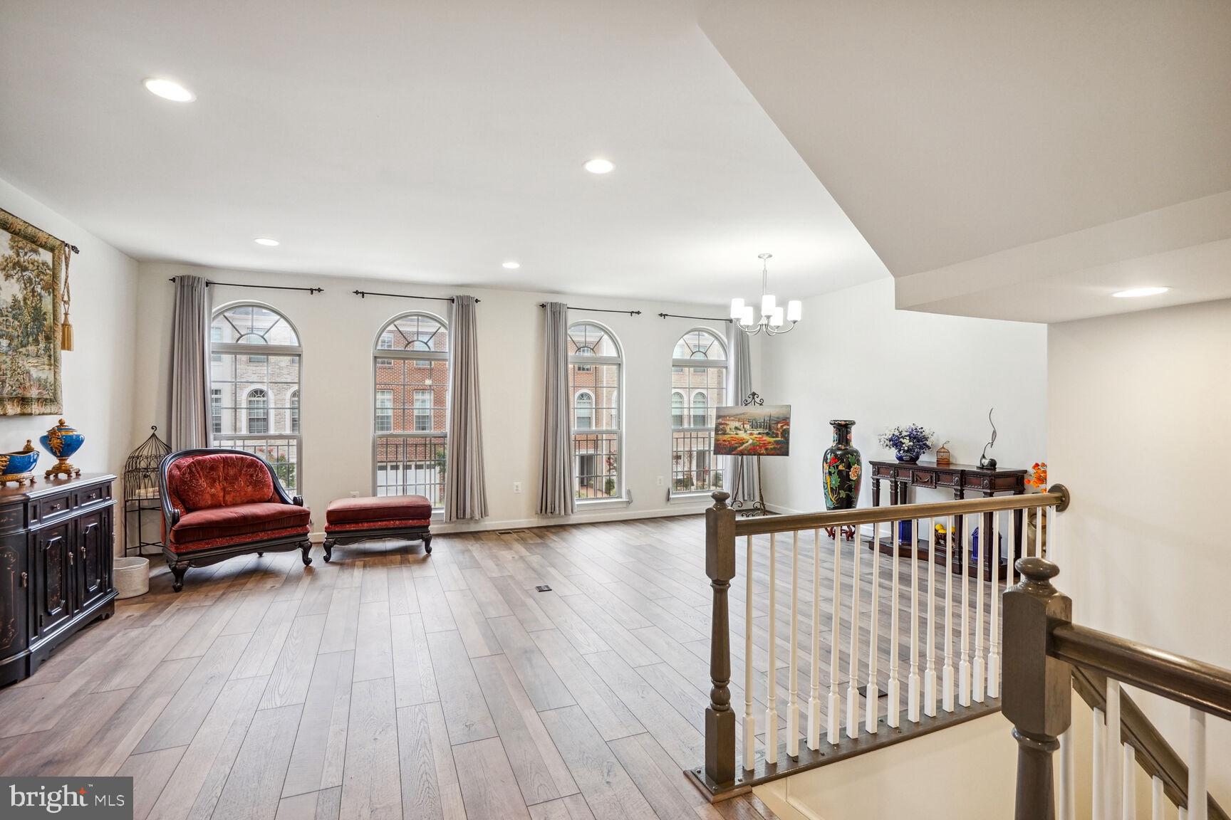 7937 TURTLE CREEK CIRCLE