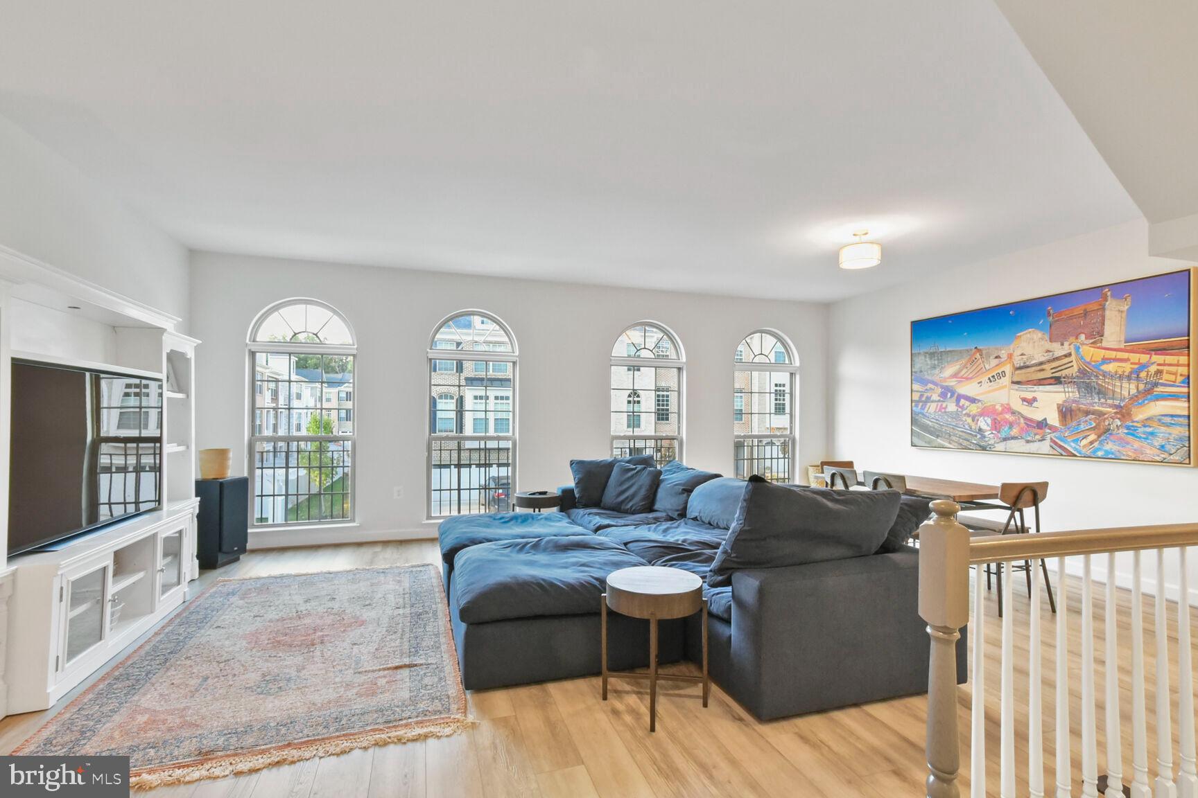 7919 TURTLE CREEK CIRCLE