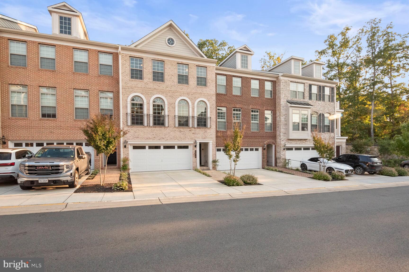 7919 TURTLE CREEK CIRCLE