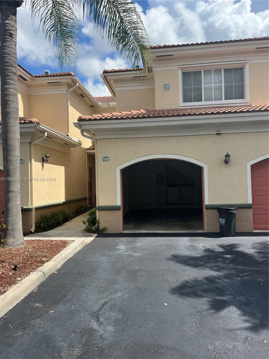 2525 Centergate Drive 103