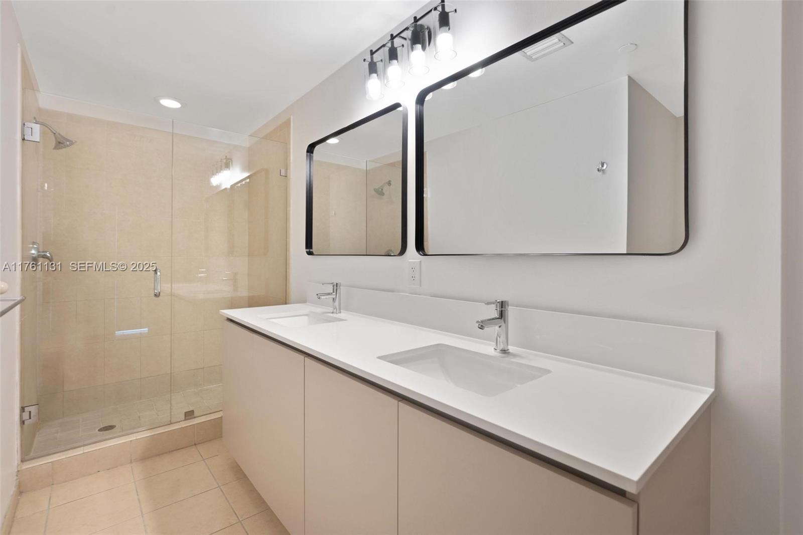 3340 NE 190th Street 208