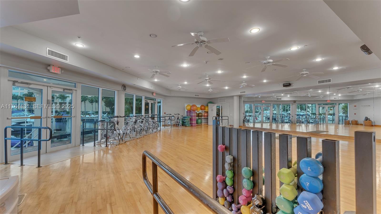 3340 NE 190th Street 208