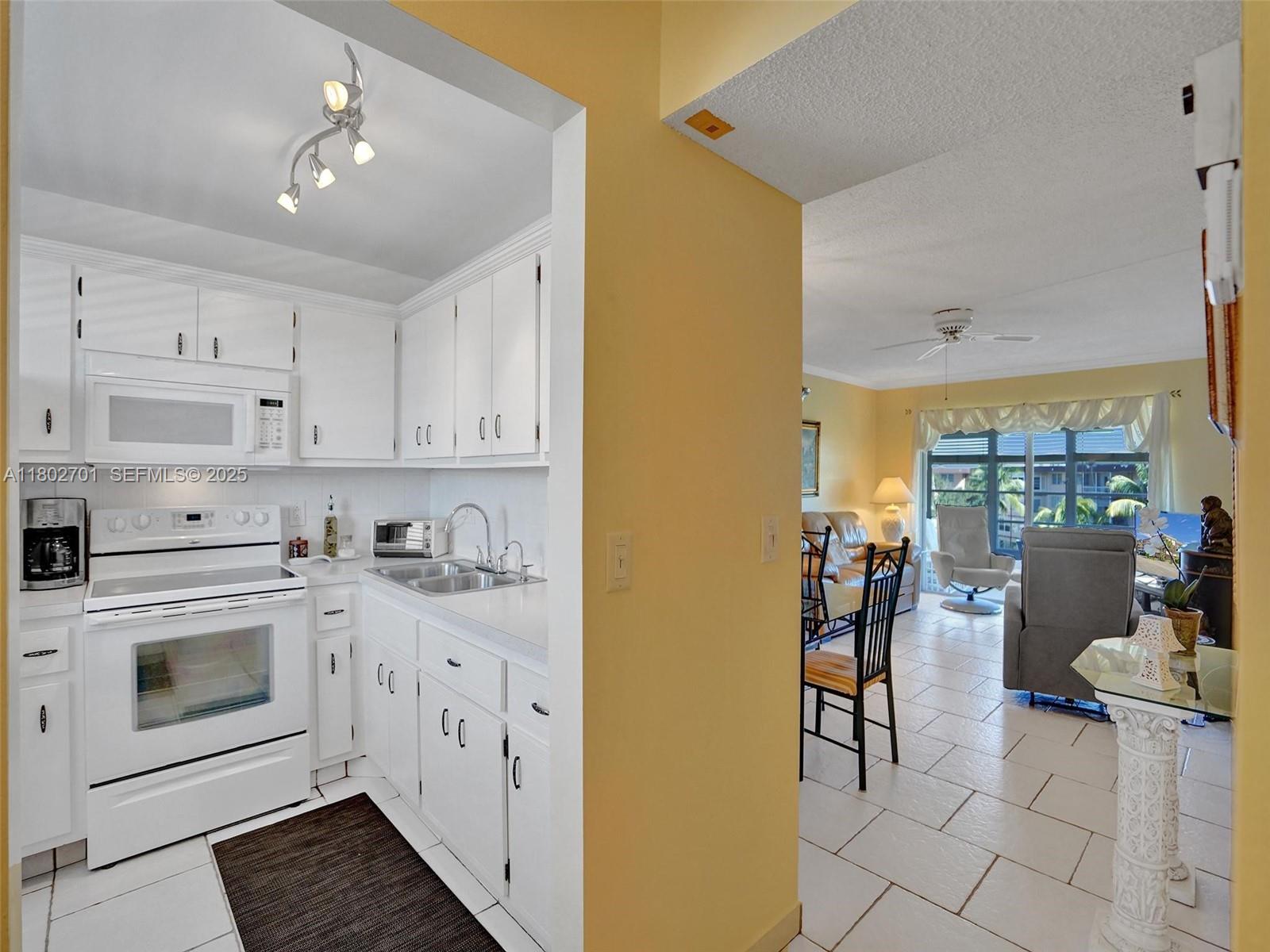 2800 NW 47th Terrace 407B