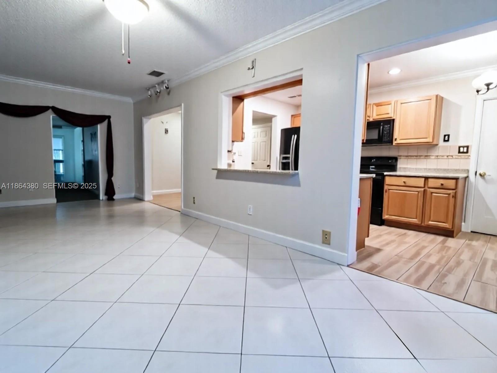 7113 NW 71st Street