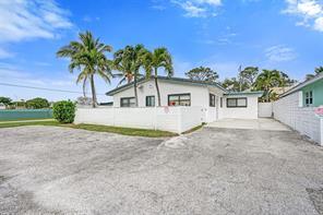 2500 NE 16th Avenue