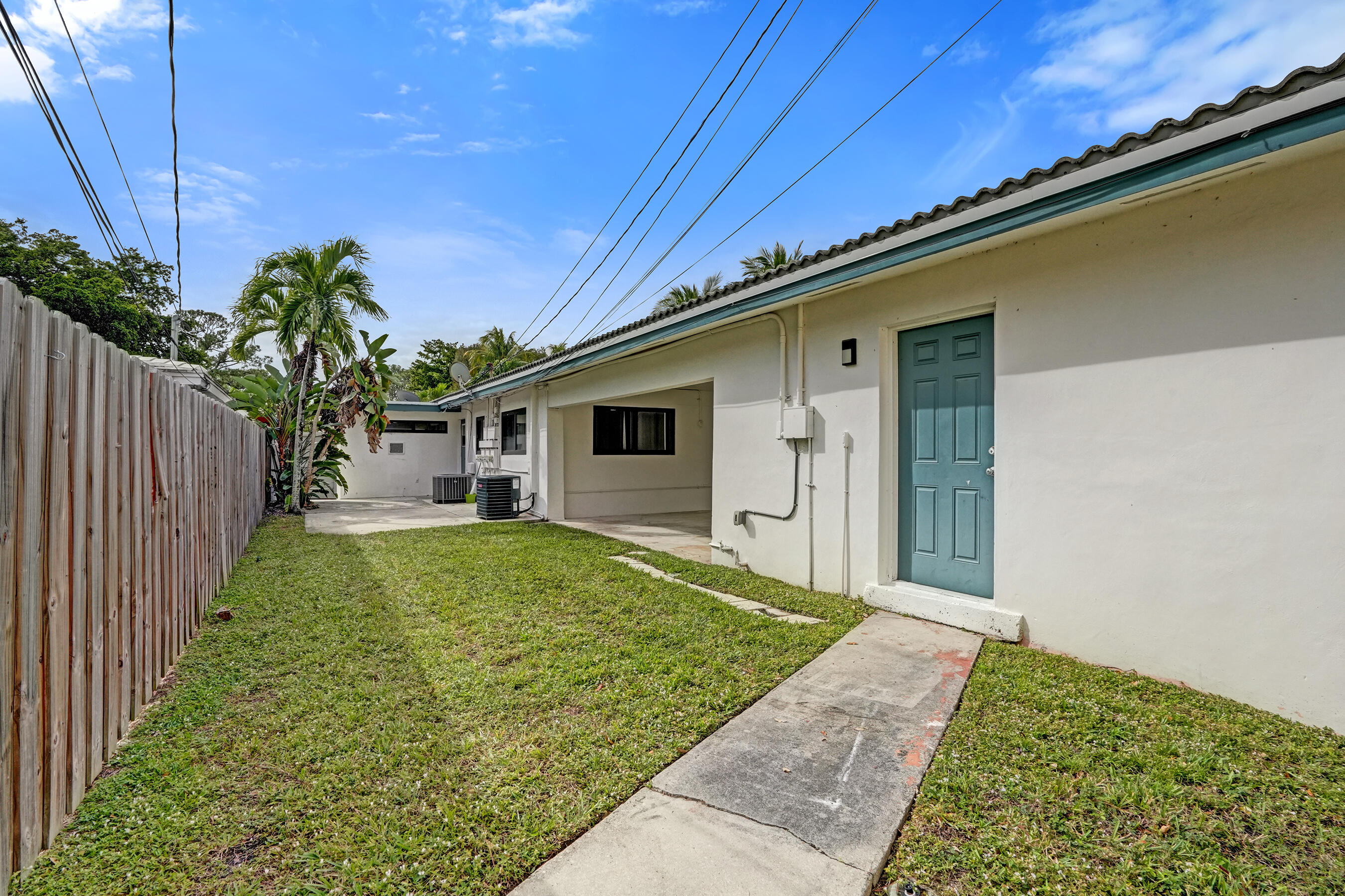2506 NE 16th Avenue