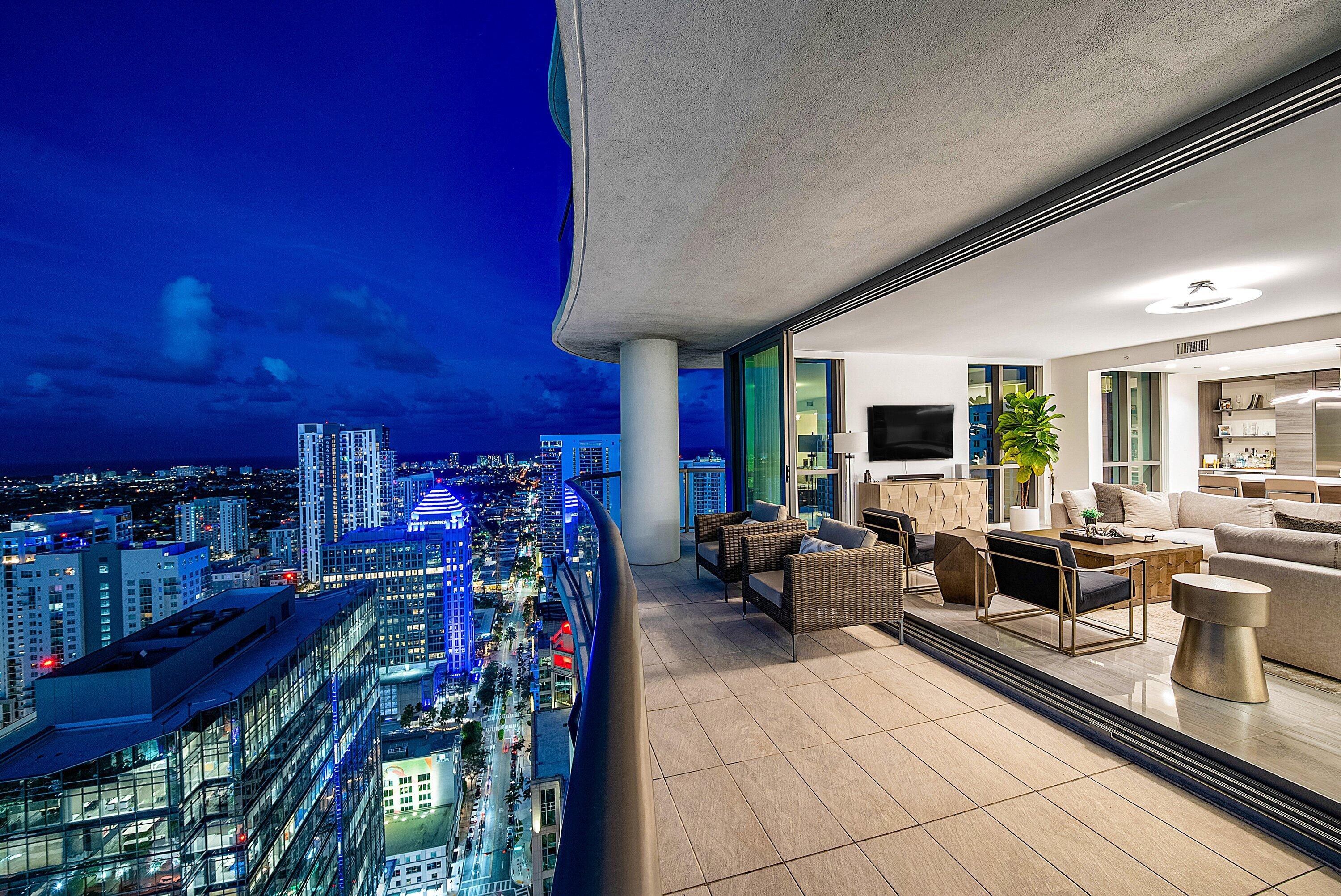 100 E Las Olas Boulevard 4301
