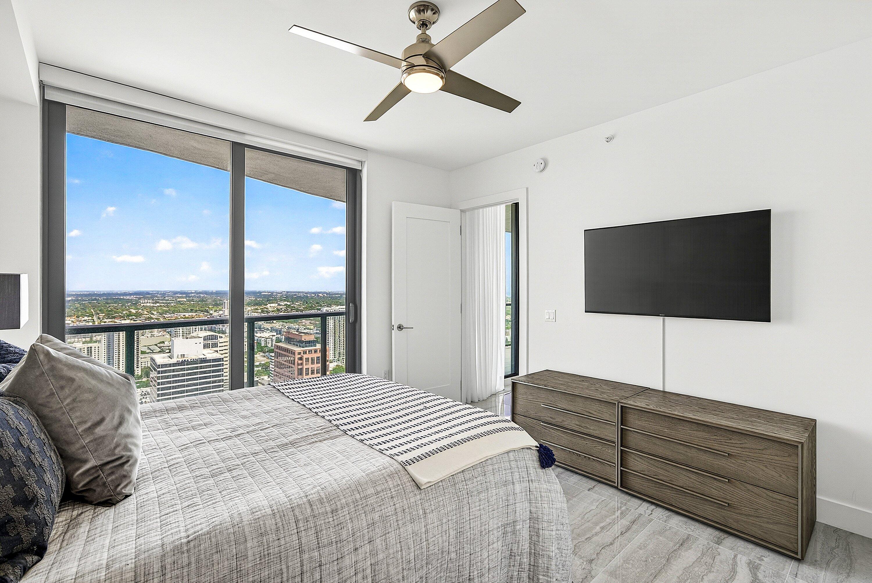 100 E Las Olas Boulevard 4301