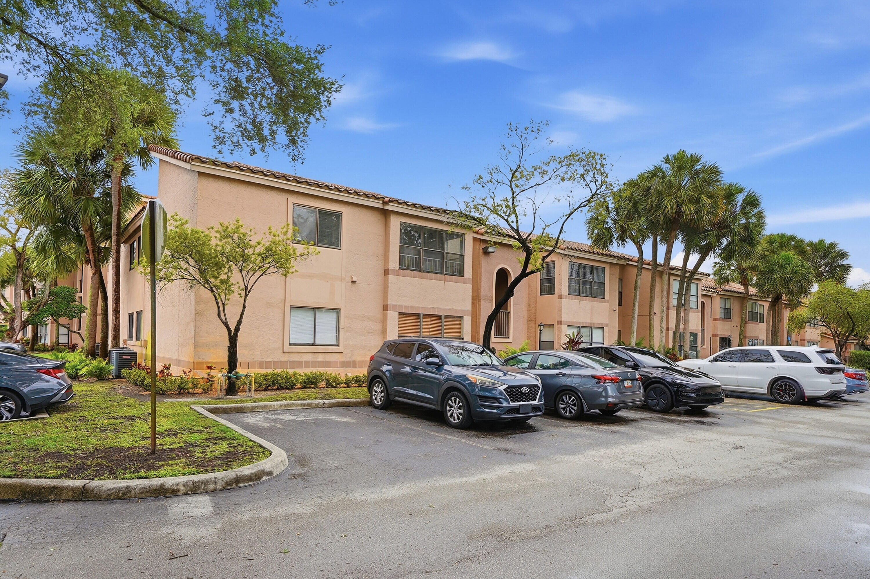 2900 S University Drive 9204