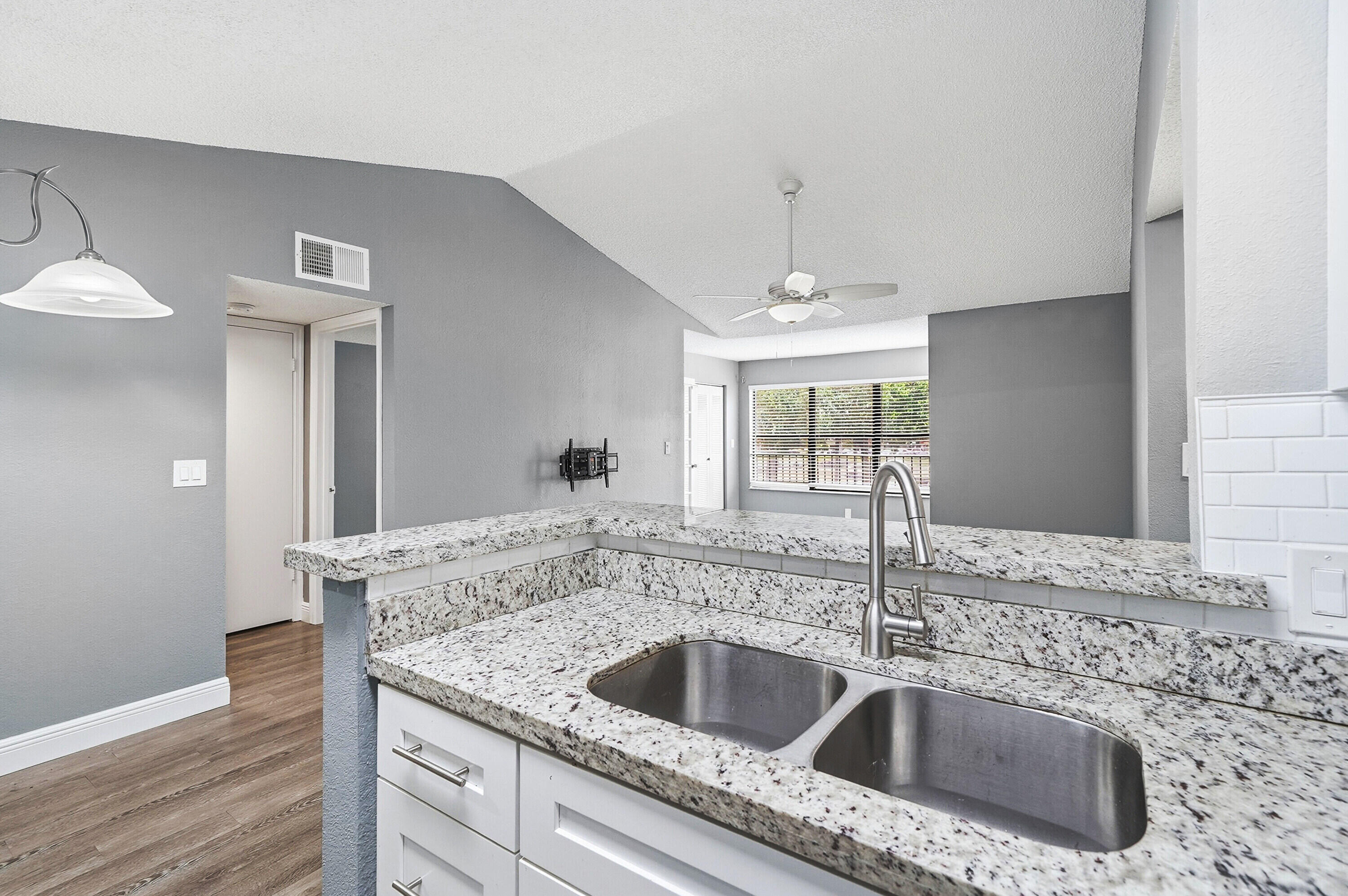 2900 S University Drive 9204