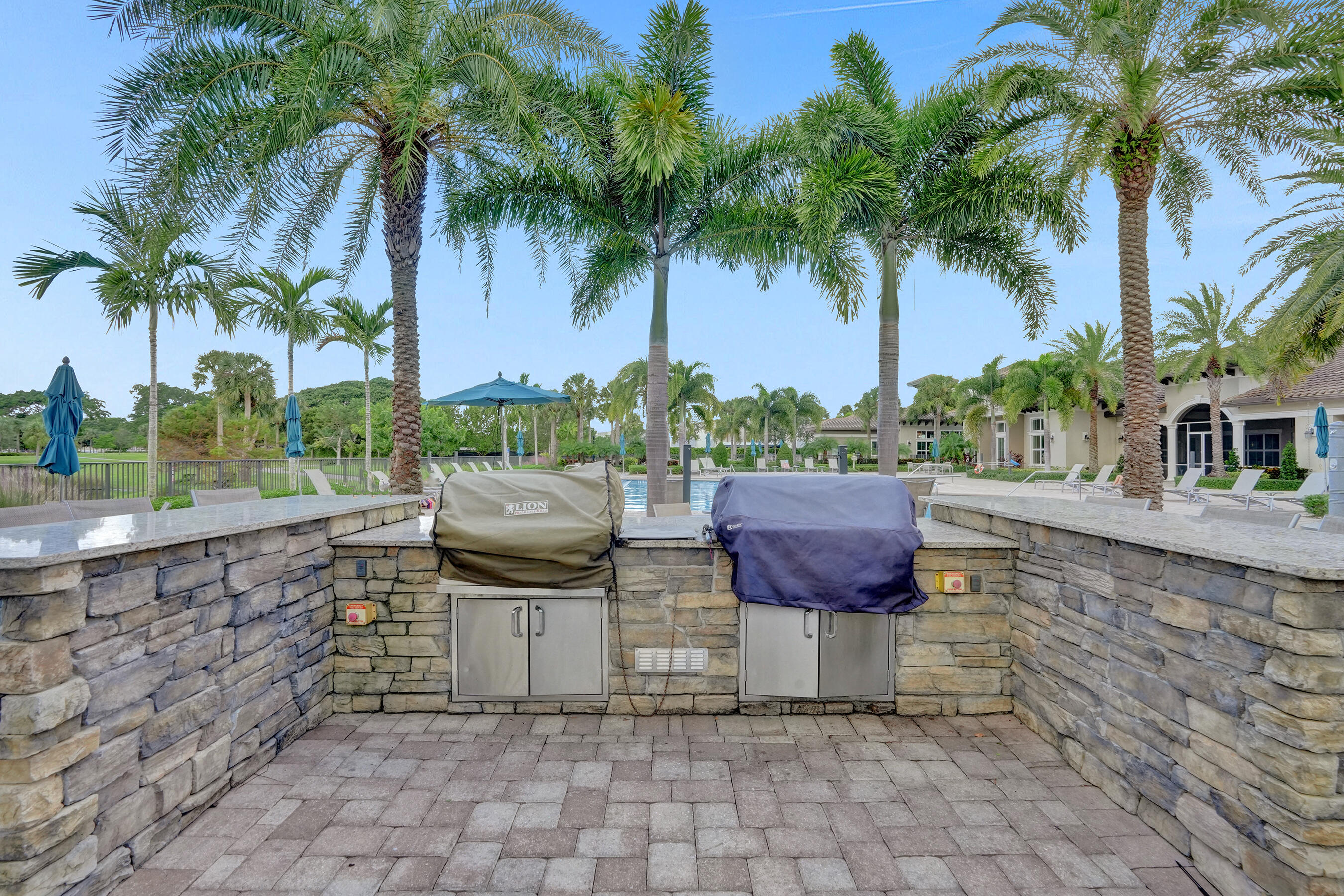 1300 Eucalyptus Drive 3