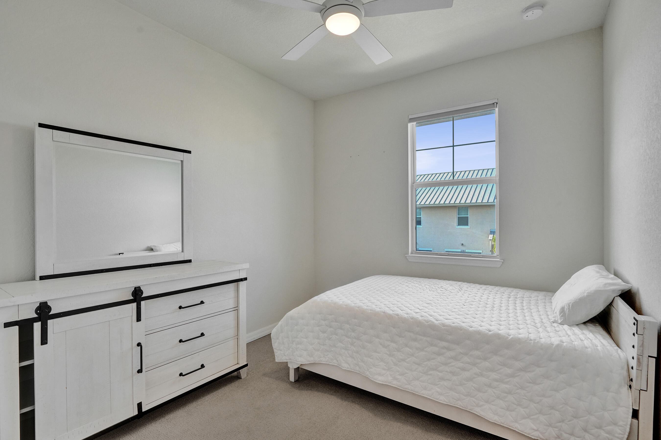 1300 Eucalyptus Drive 3