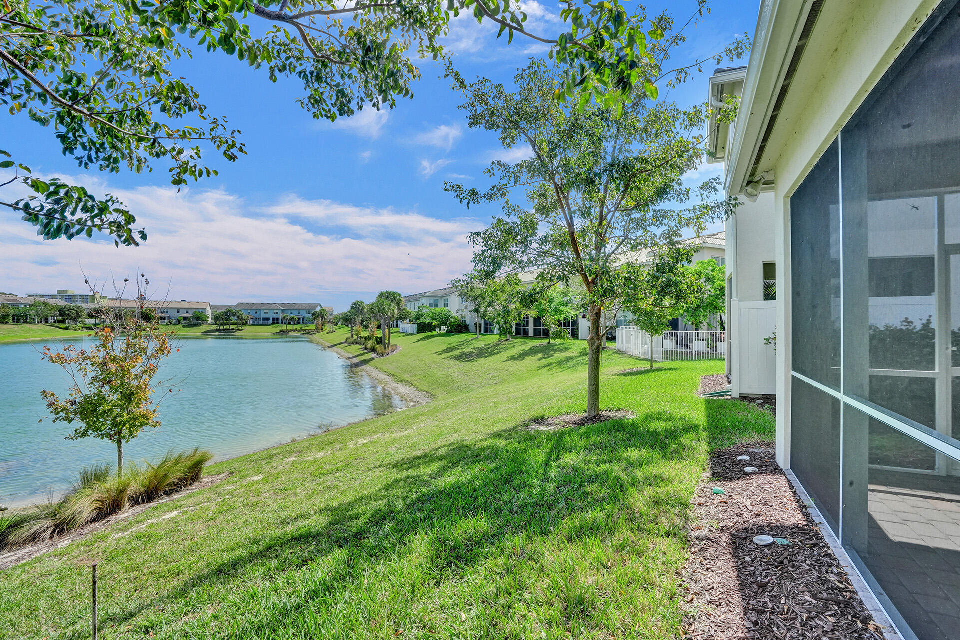 1300 Eucalyptus Drive 3