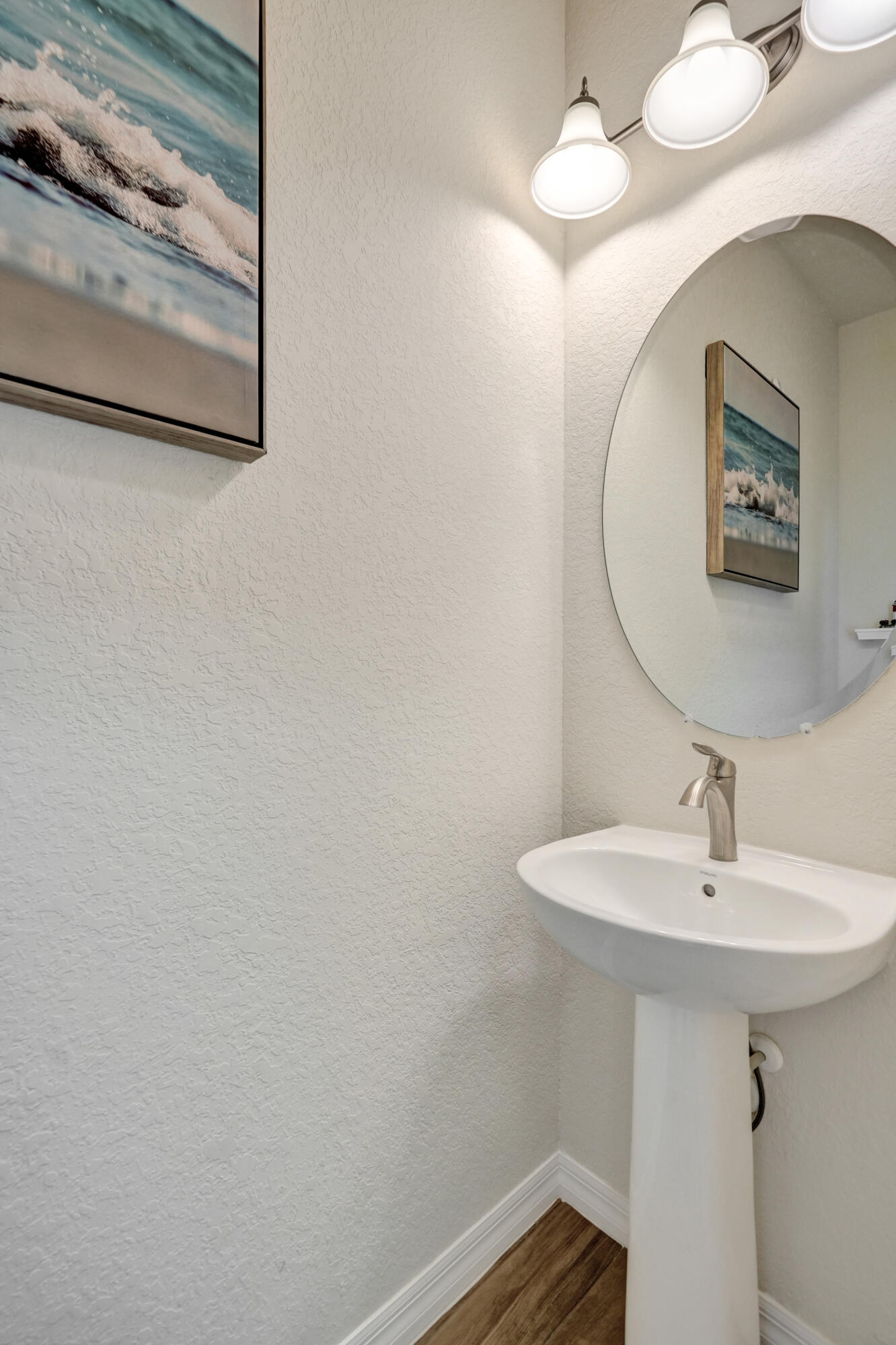 1300 Eucalyptus Drive 3