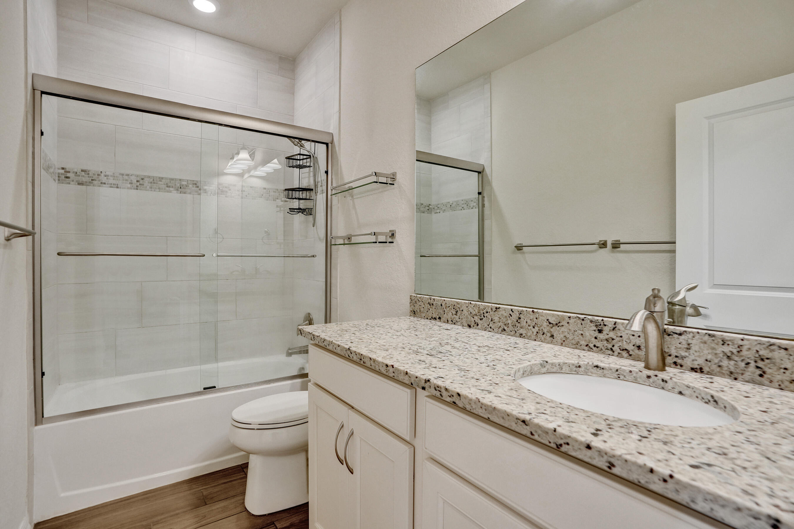 1300 Eucalyptus Drive 3