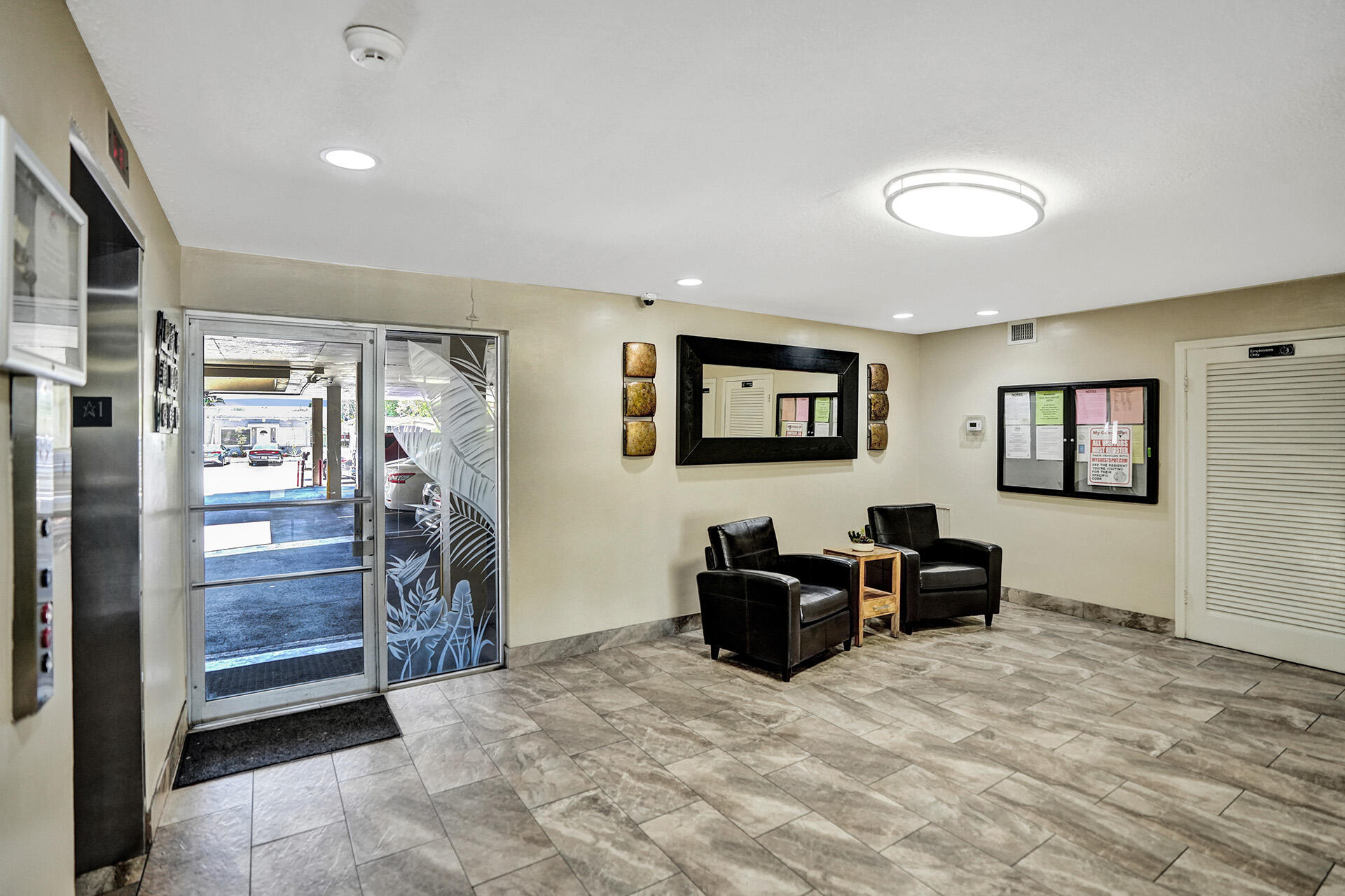 1811 Jefferson Street 404