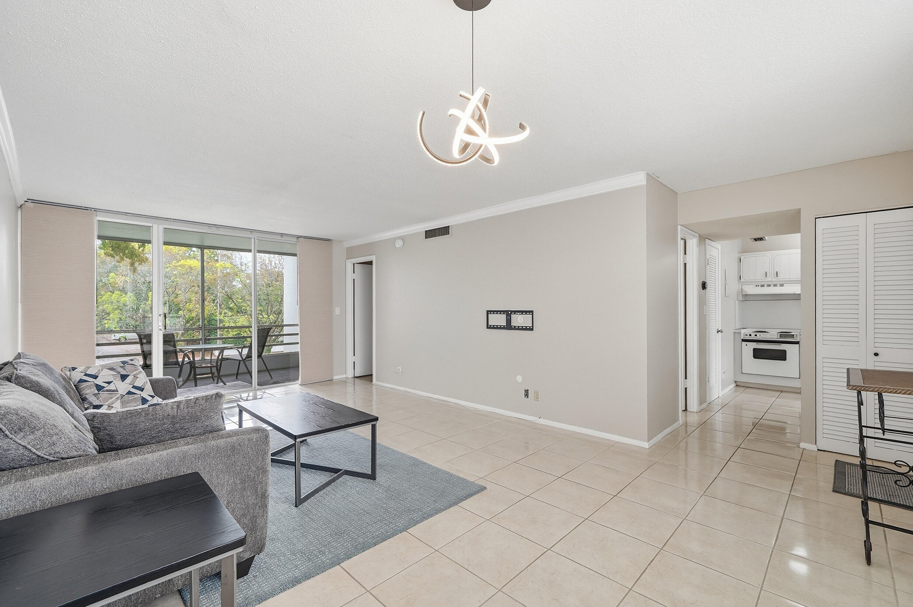6903 Cypress Road B24
