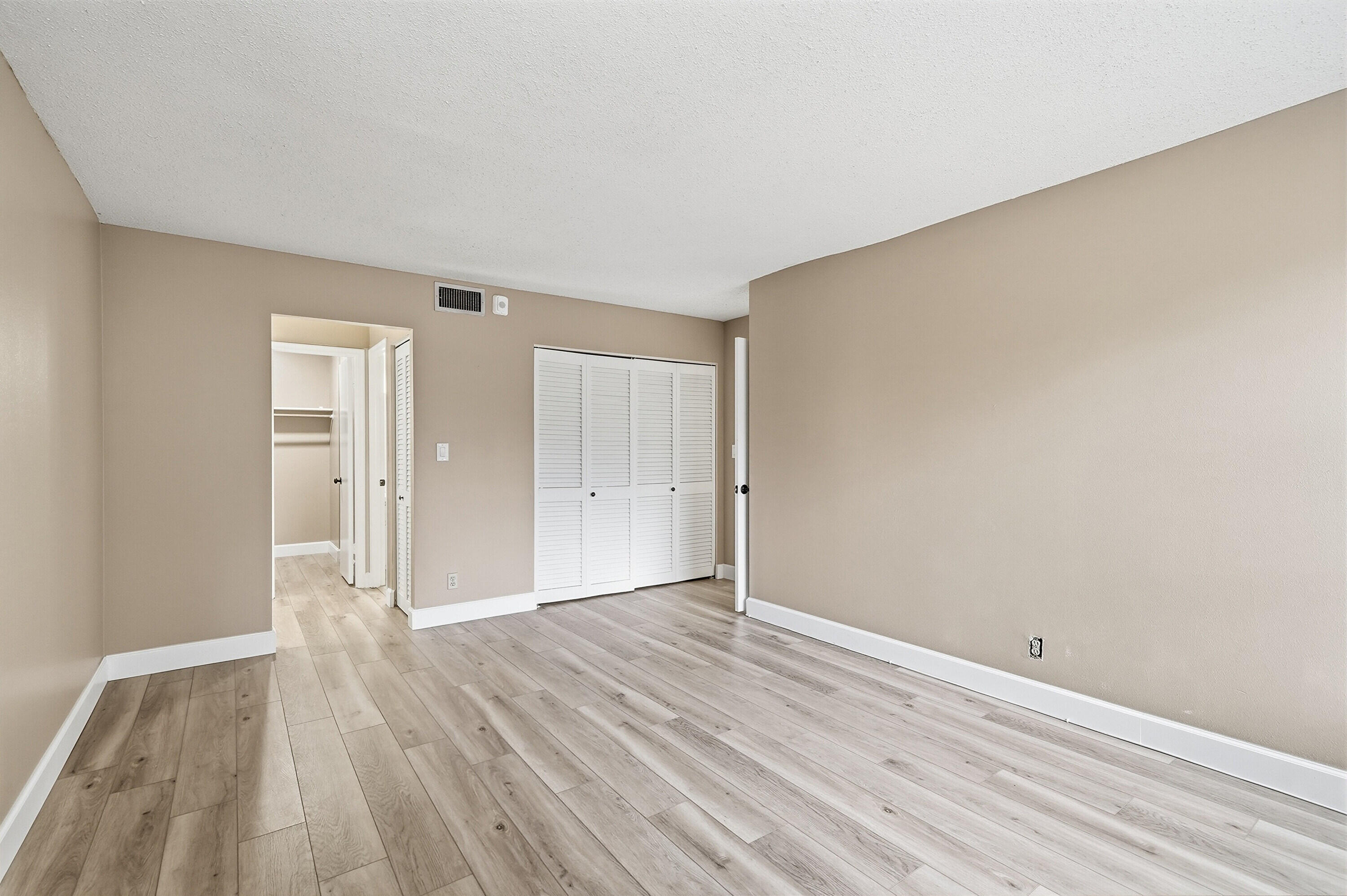 6903 Cypress Road B24