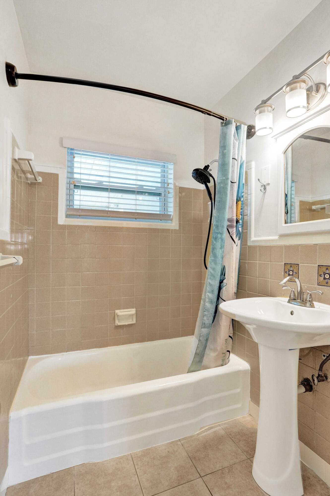 230 NE 45TH Street