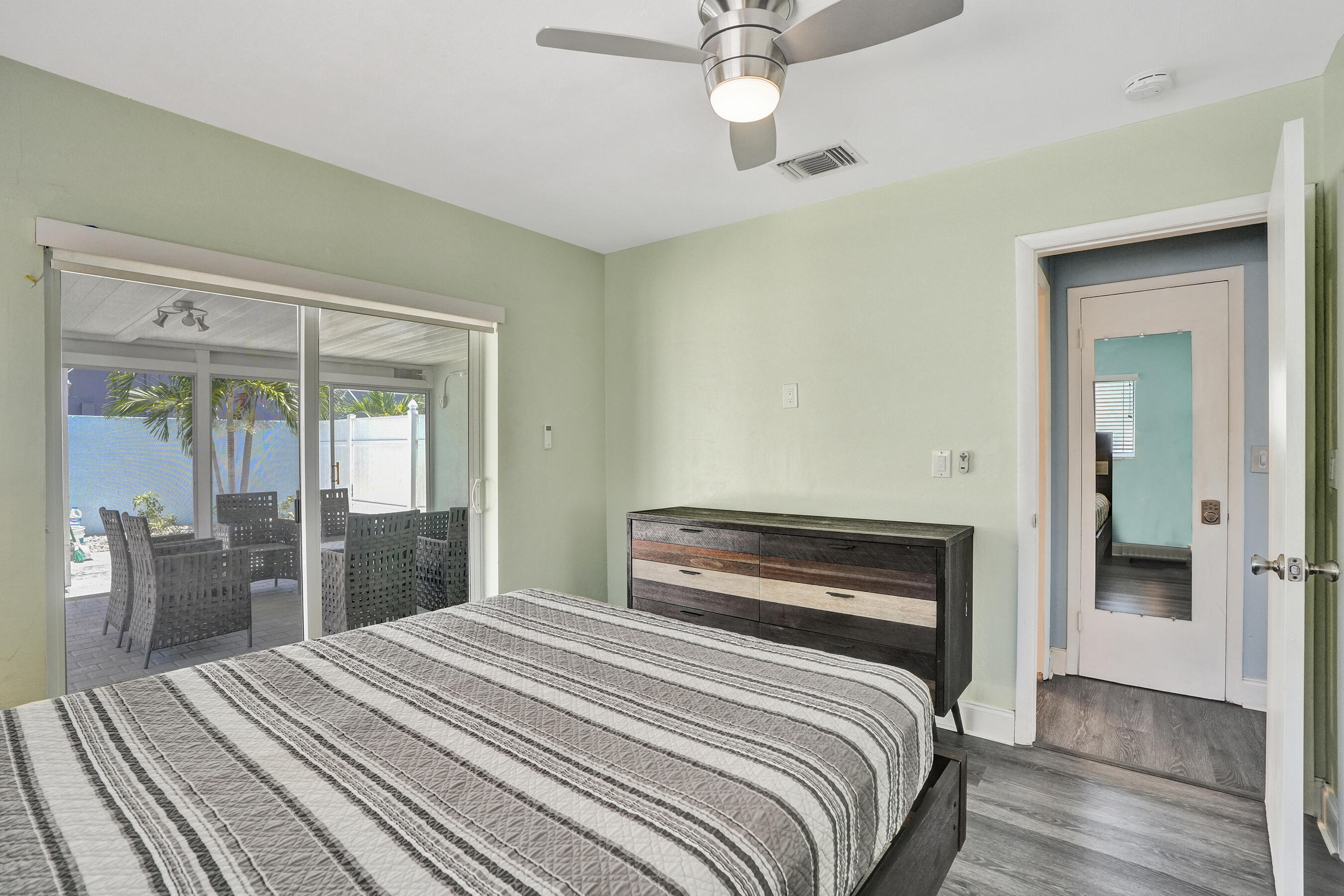 230 NE 45TH Street