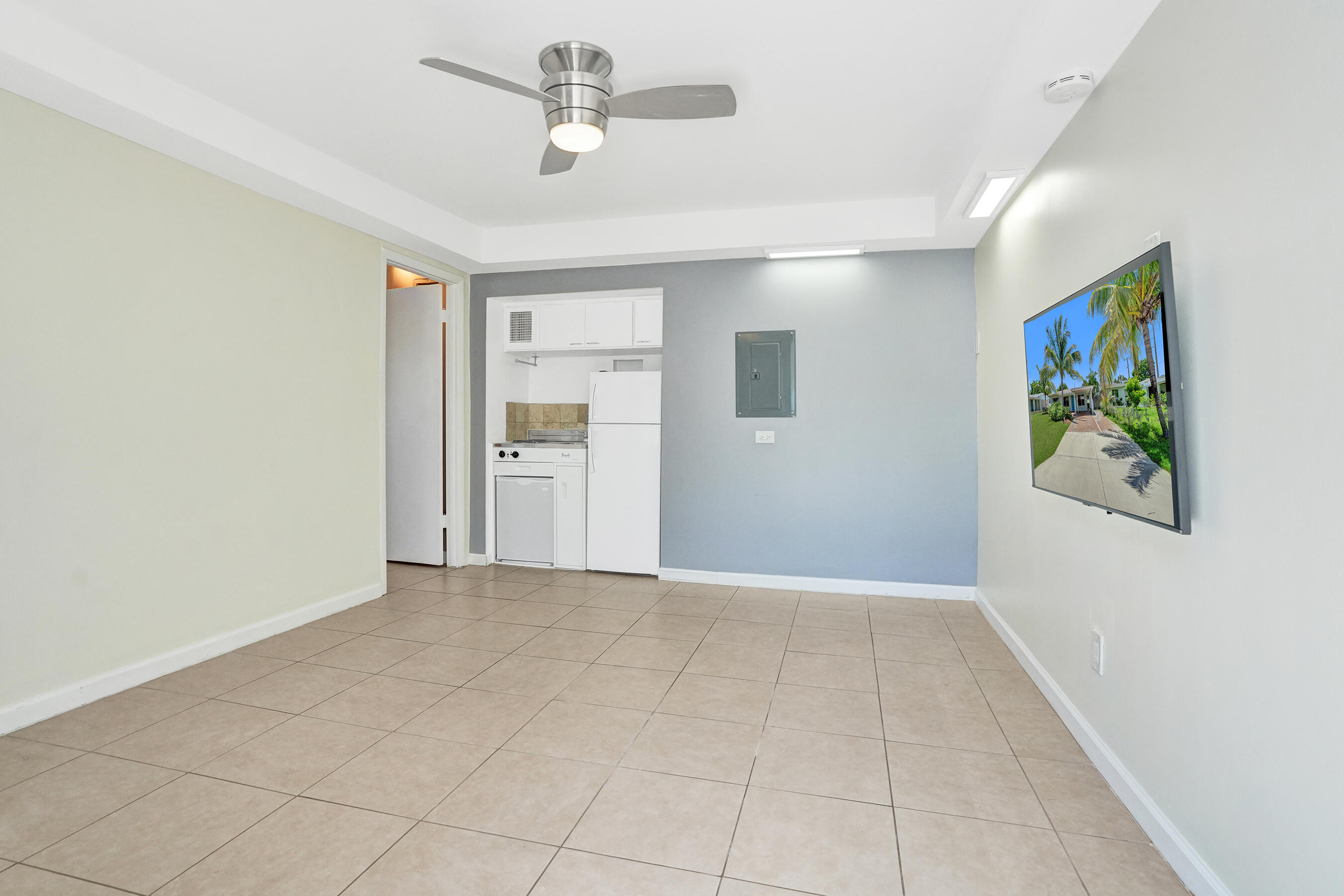 230 NE 45TH Street