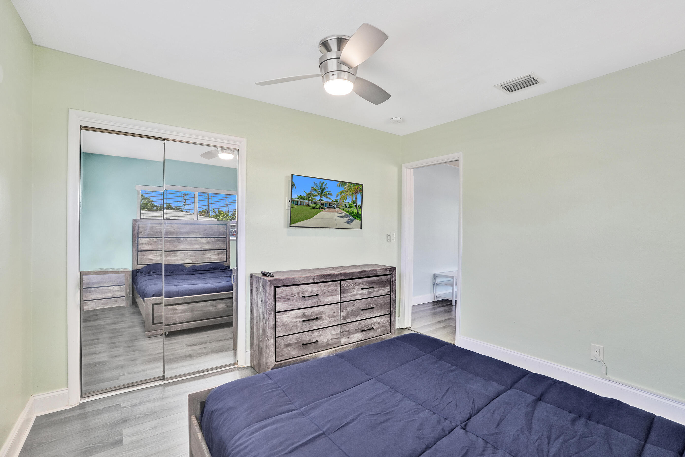 230 NE 45TH Street