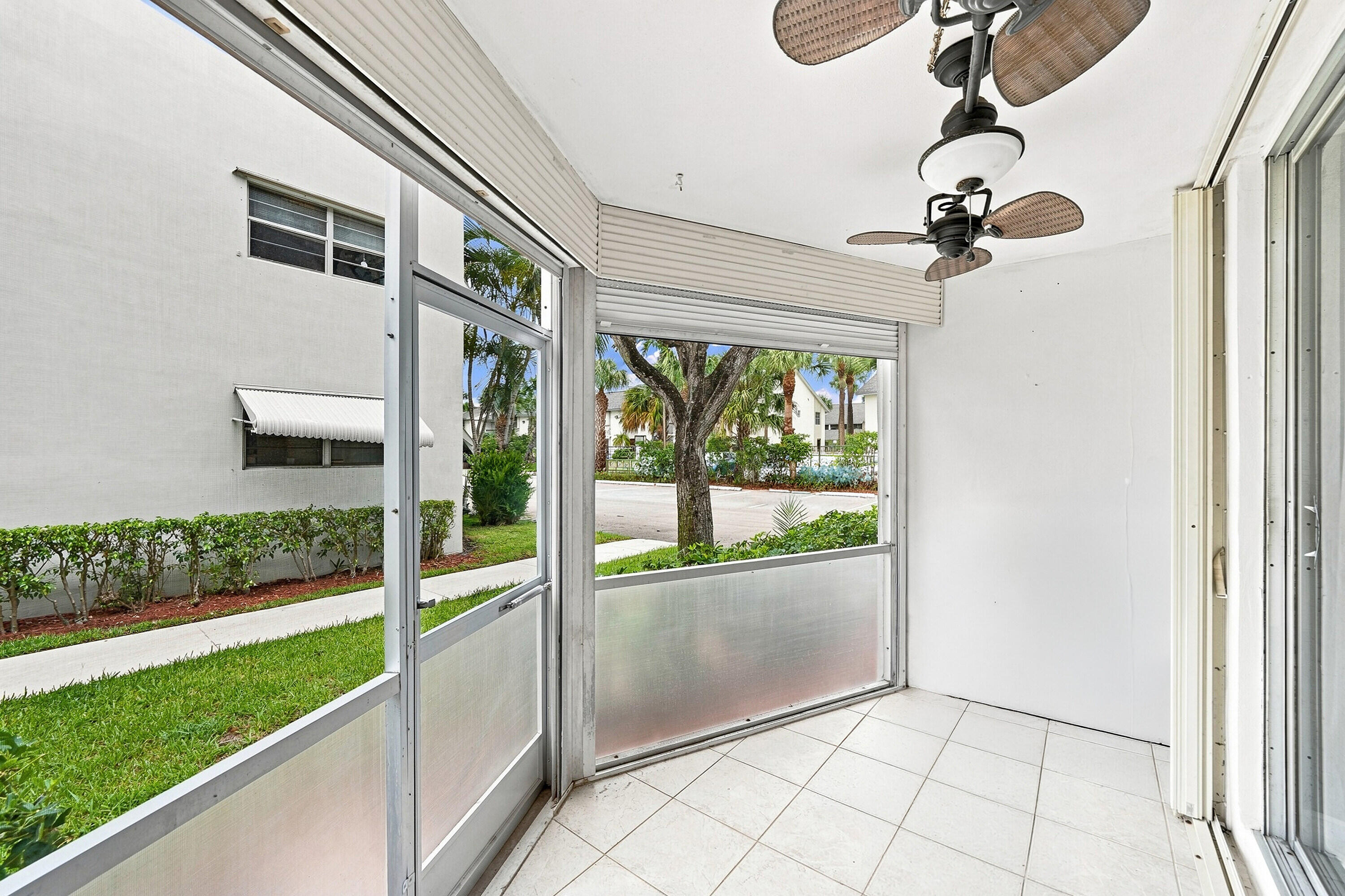 1040 SE 4TH Avenue 135