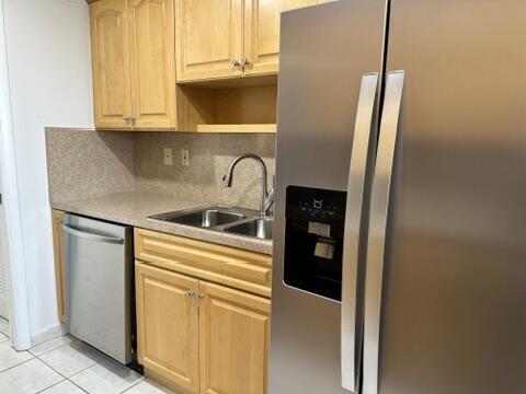 7345 W 4TH Avenue 403