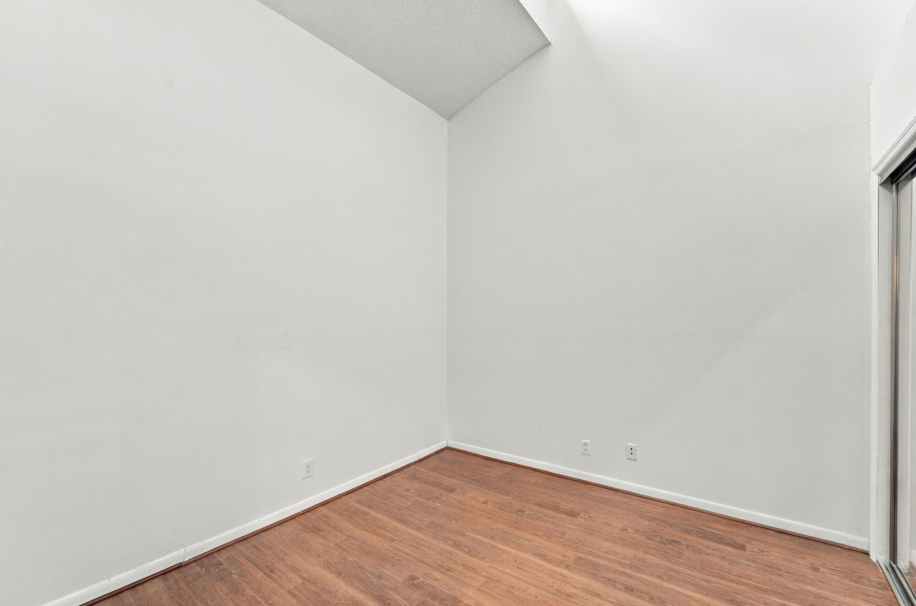 8690 NW 40th Street
